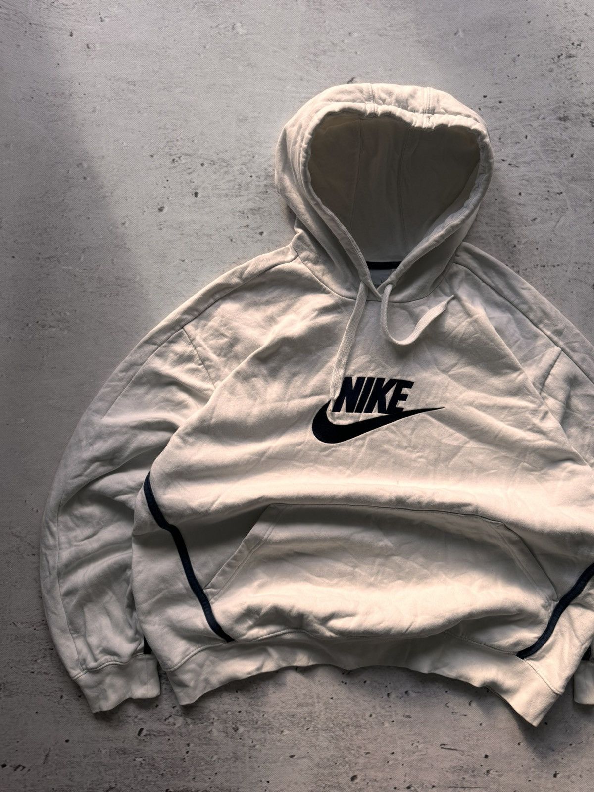 Nike × Vintage NIKE VINTAGE CENTER LOGO OVERSIZE BOXY HOODIE Size US XL / EU 56 / 4 - 2 Thumbnail