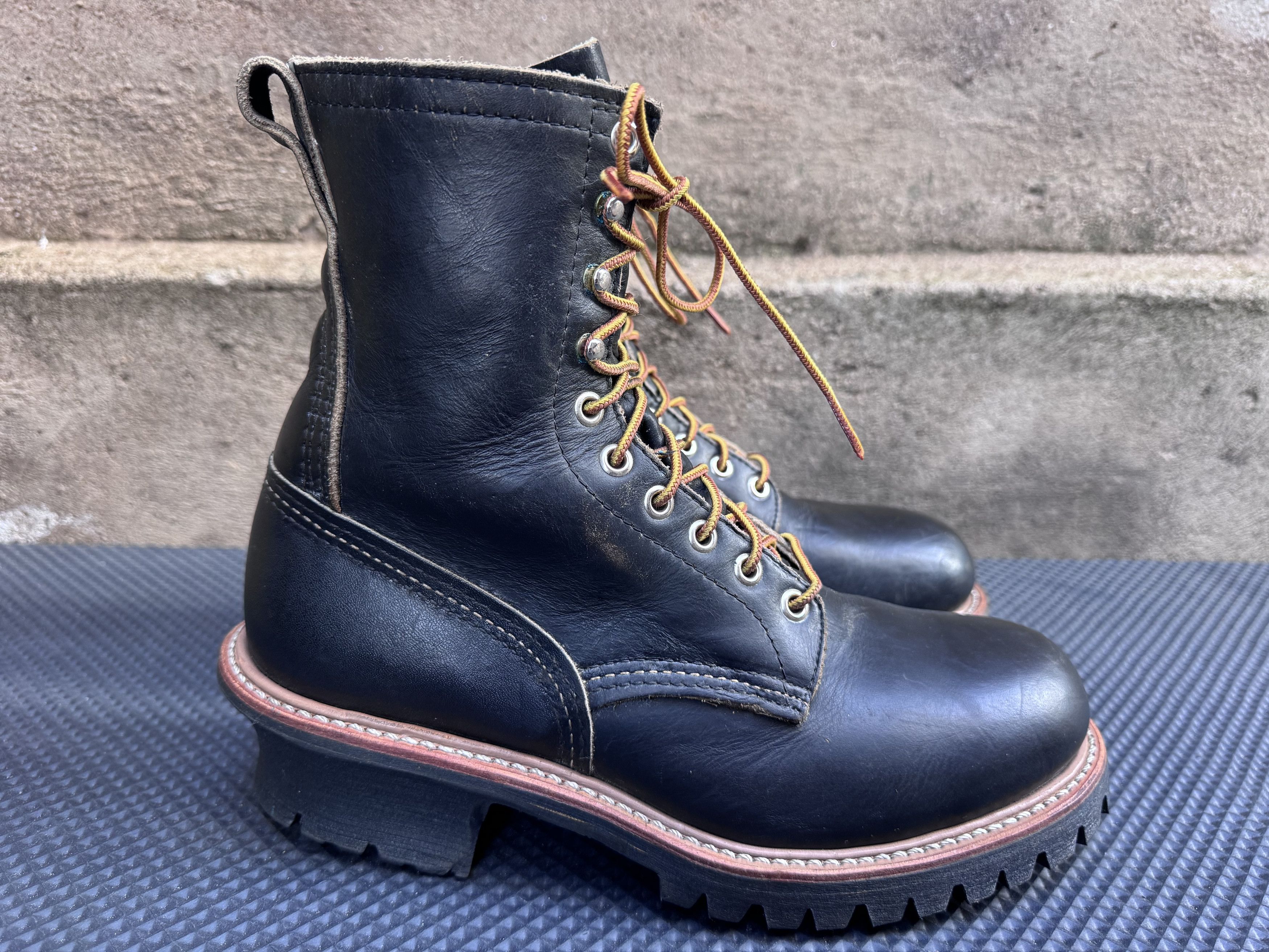 Redwing Vintage Black Steel Toe Leather Logger display picture 3