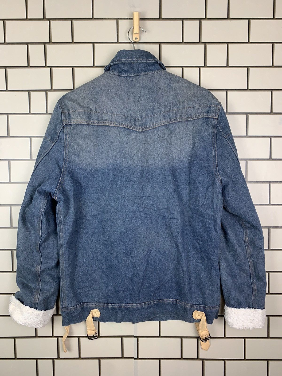 Japanese Brand × Vintage Vintage Japanese Brand Fashion Distressed Denim Jacket Size US L / EU 52-54 / 3 - 13 Thumbnail
