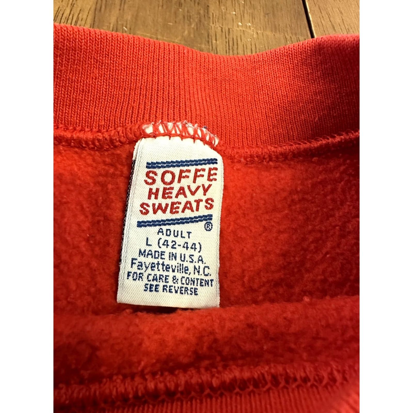 Soffe VINTAGE Soffe Ladies Auxiliary Crewneck Sweatshirt 90s Large Red Made In USA Womens Size L / US 10 / IT 46 - 3 Thumbnail