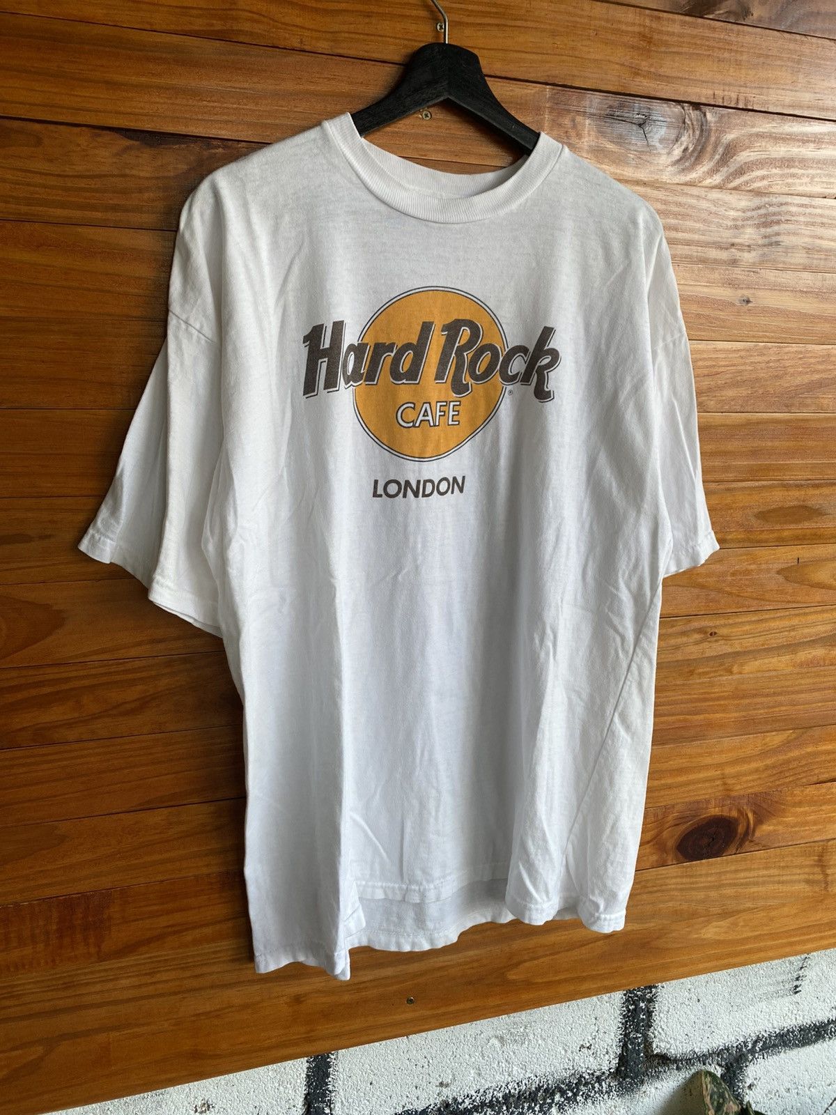 Hard Rock Cafe Vintage Hard Rock Cafe London White T-Shirt | 100% Cotton Size US XL / EU 56 / 4 - 4 Thumbnail