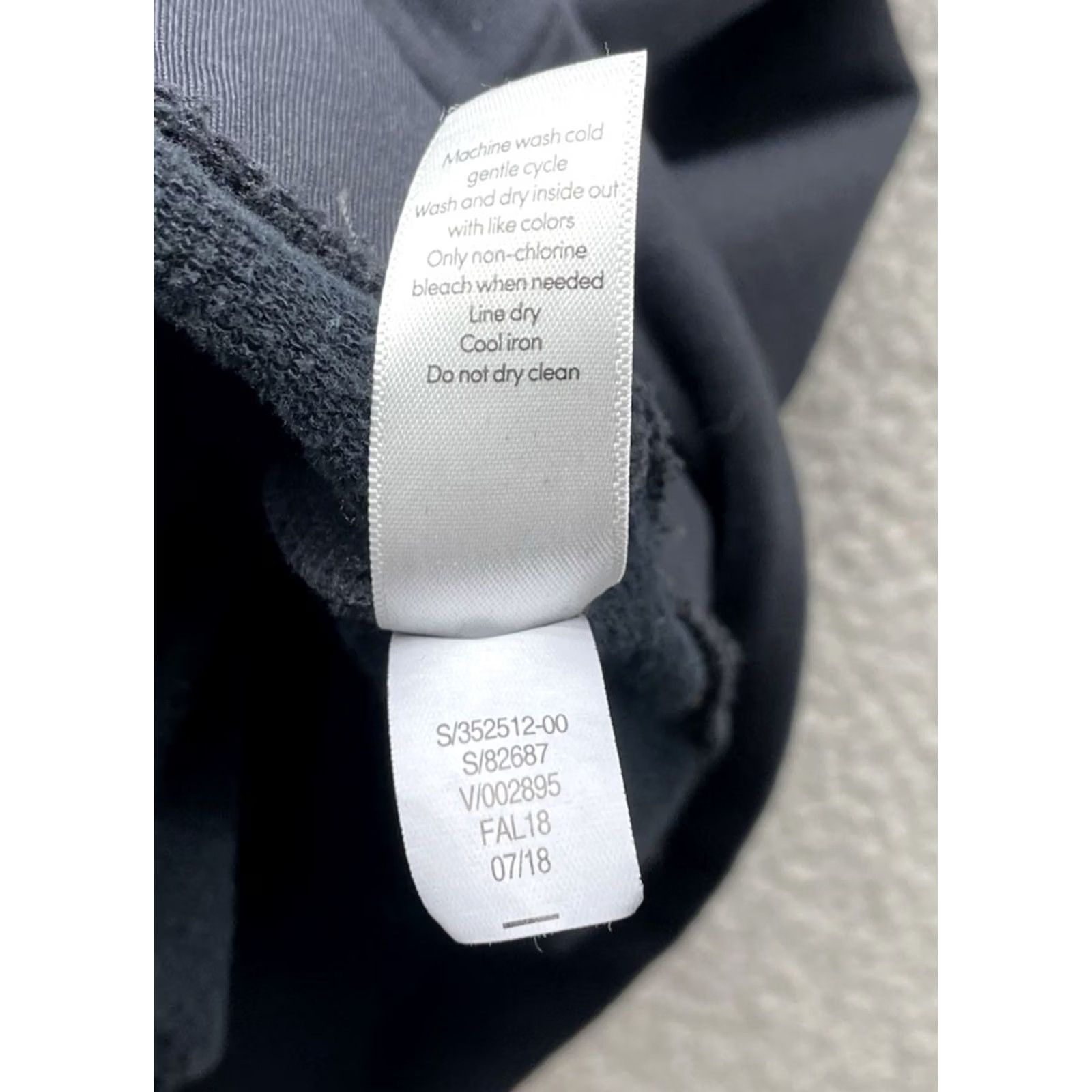 Athleta Athleta Dress Sweatshirt Black Medium M Oversized Comfy Warm Snappy Sleeve Size M / US 6-8 / IT 42-44 - 7 Thumbnail