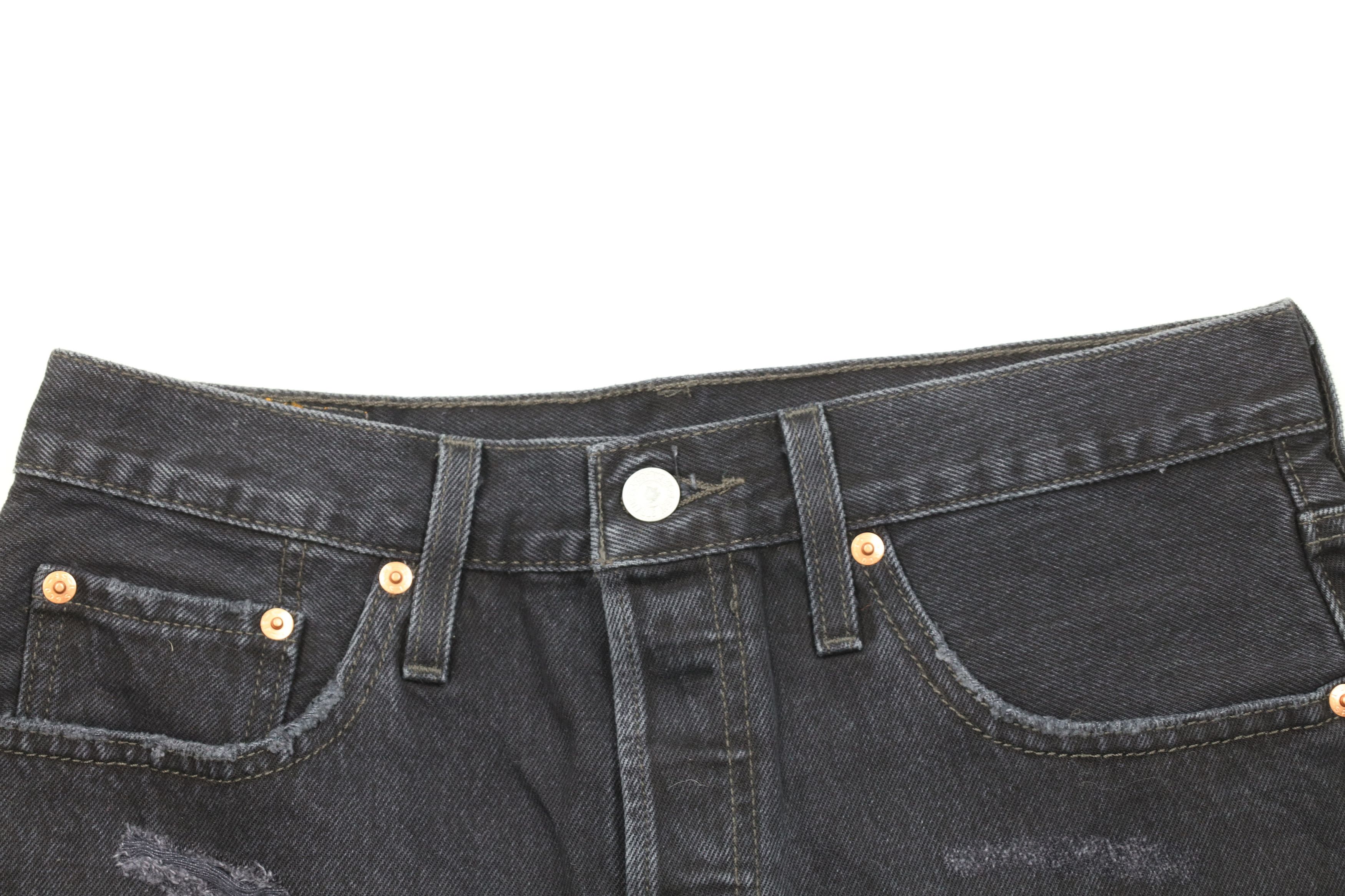 Levi's Vintage Y2K Levis 501xx Fly Cut Off Denim Shorts Black Size 28" / US 6 / IT 42 - 2 Thumbnail