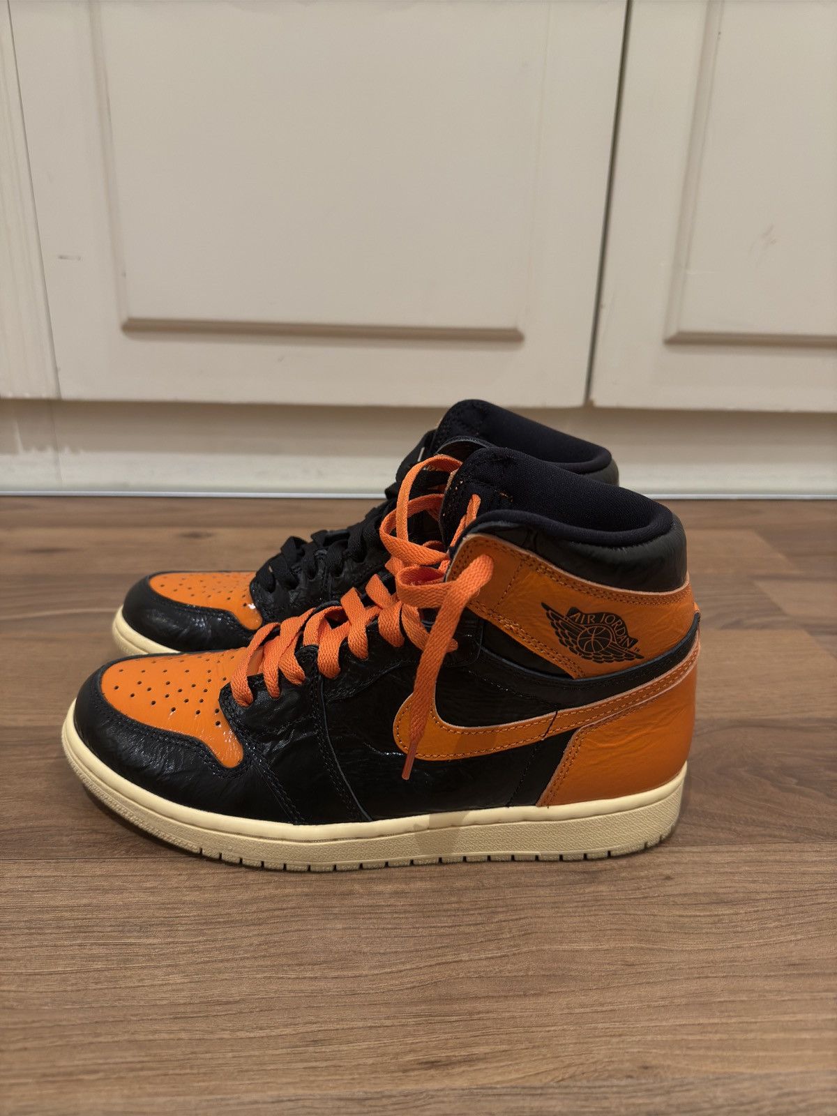 Jordan Brand Air Jordan 1 Size US 7.5 / EU 40-41 - 5 Thumbnail