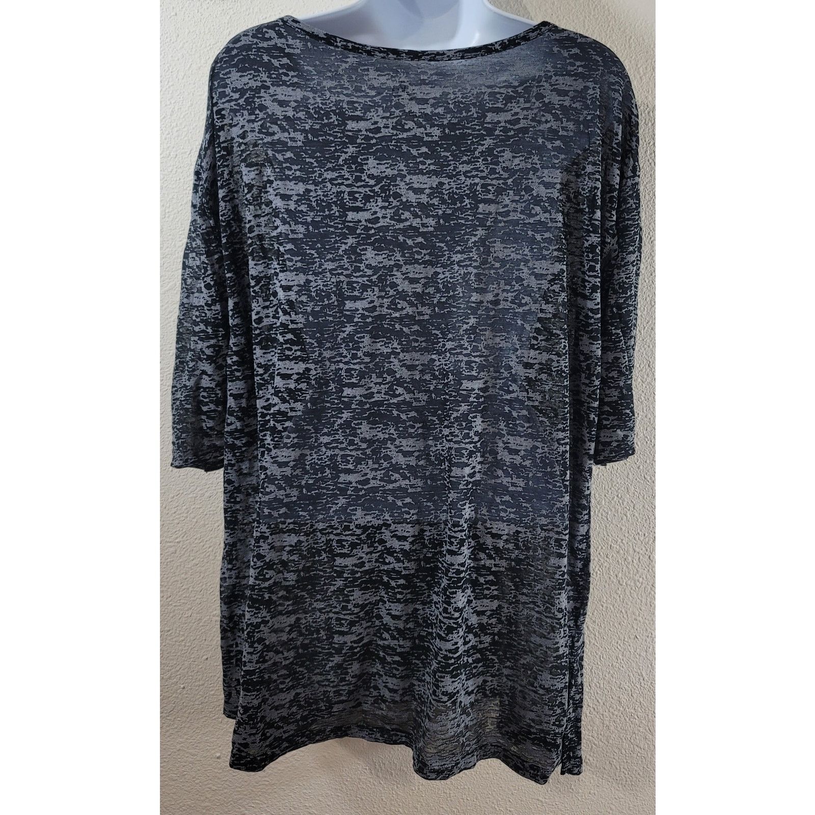 Other FullBeauty Black Burnout Round Neck Top 14 16 Lightweight Size XL / US 12-14 / IT 48-50 - 3 Thumbnail