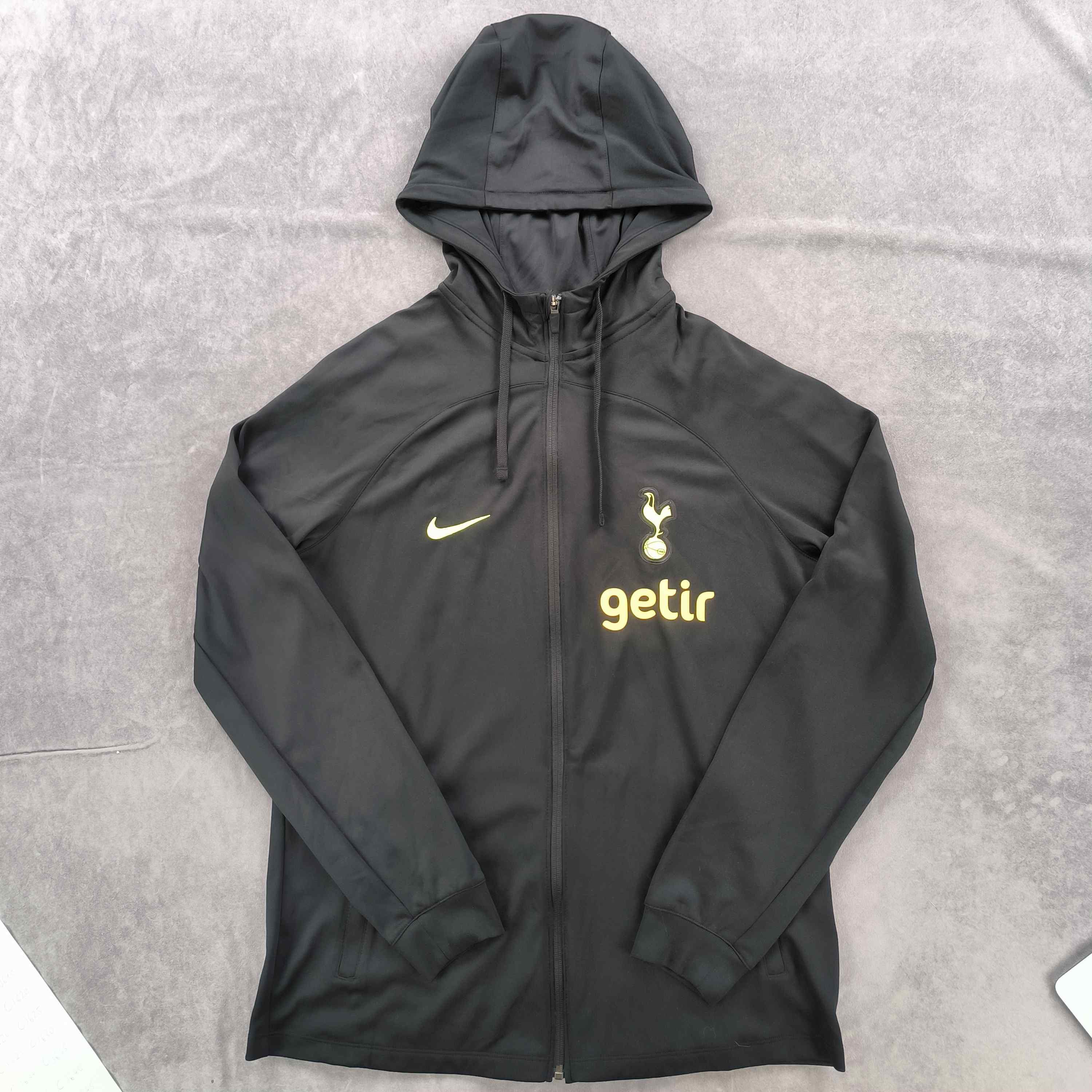 Nike Tottenham Hotspur 2022-23 Nike football track top size M Size US M / EU 48-50 / 2 - 1 Thumbnail