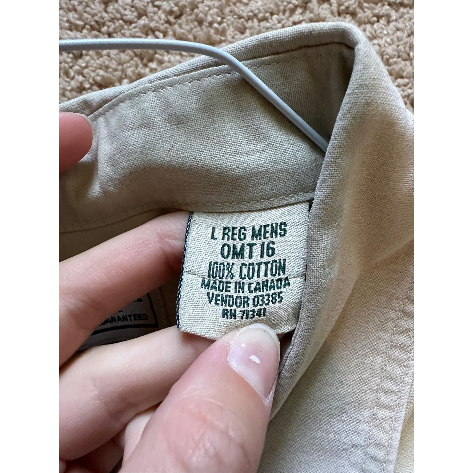 Other L.L.Bean 100% Cotton Long Sleeve Button-Up Shirt Beige L REG Size US L / EU 52-54 / 3 - 7 Thumbnail