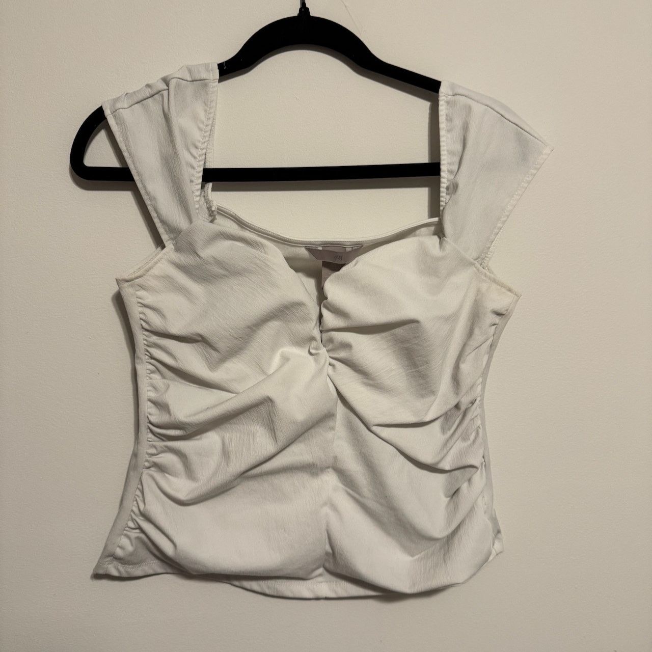 H&M H&M White Ruched Formed Top Size L / US 10 / IT 46 - 1 Thumbnail