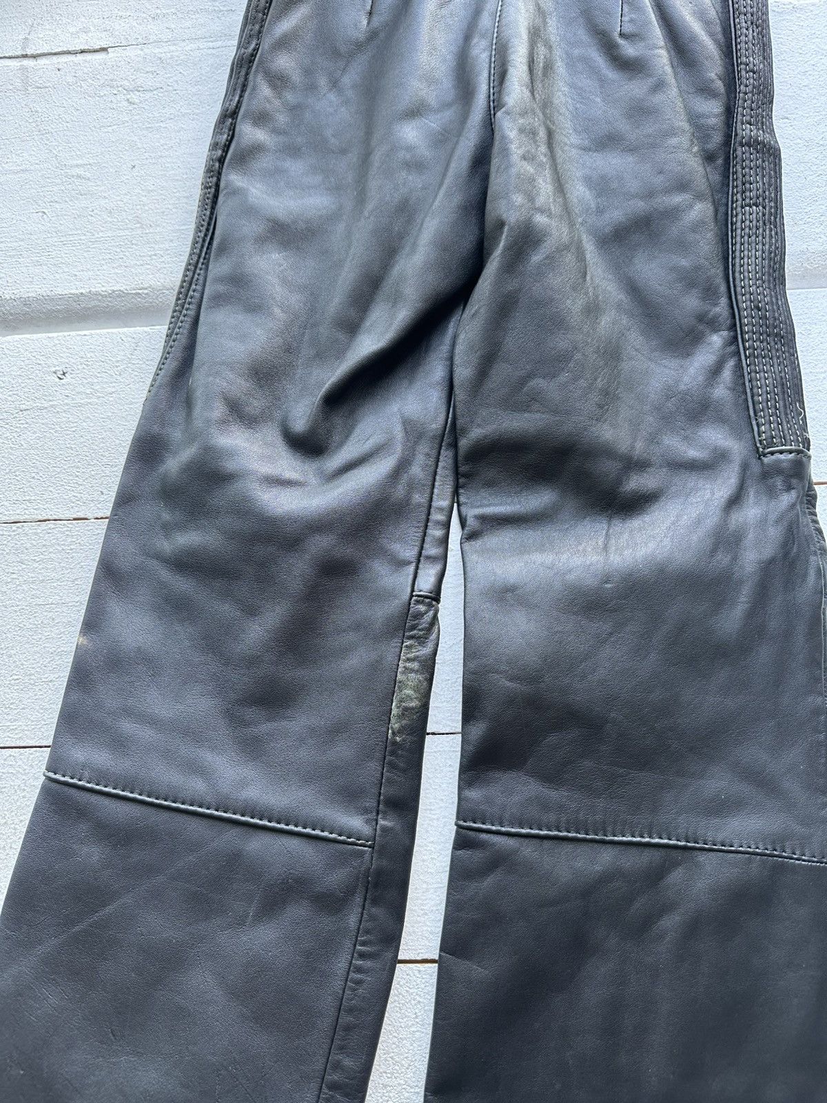 Leather IXS🚨BLACK LEATHER Racing Team Jumpsuit/Coverall LIKE yamaha Size 24" / US 00 / IT 34 - 12 Thumbnail