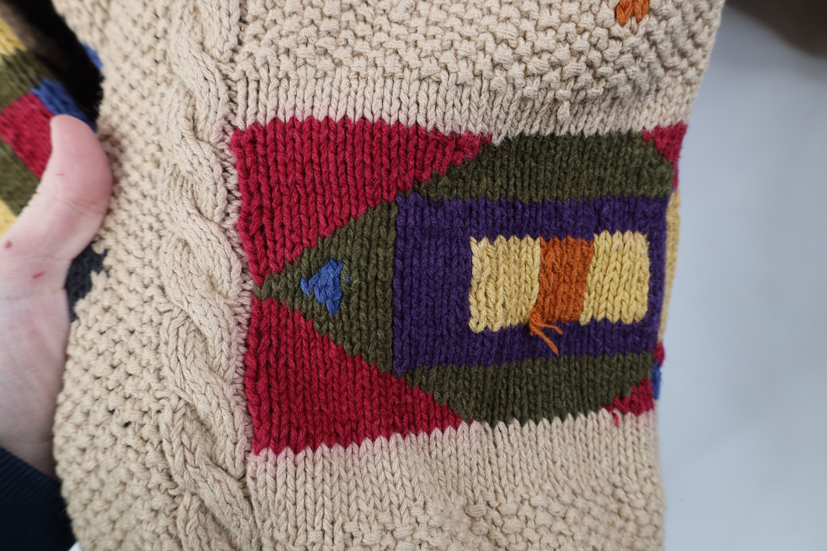 Vintage Vintage 90s Streetwear Southwestern Cable Knit Sweater Size US S / EU 44-46 / 1 - 4 Thumbnail