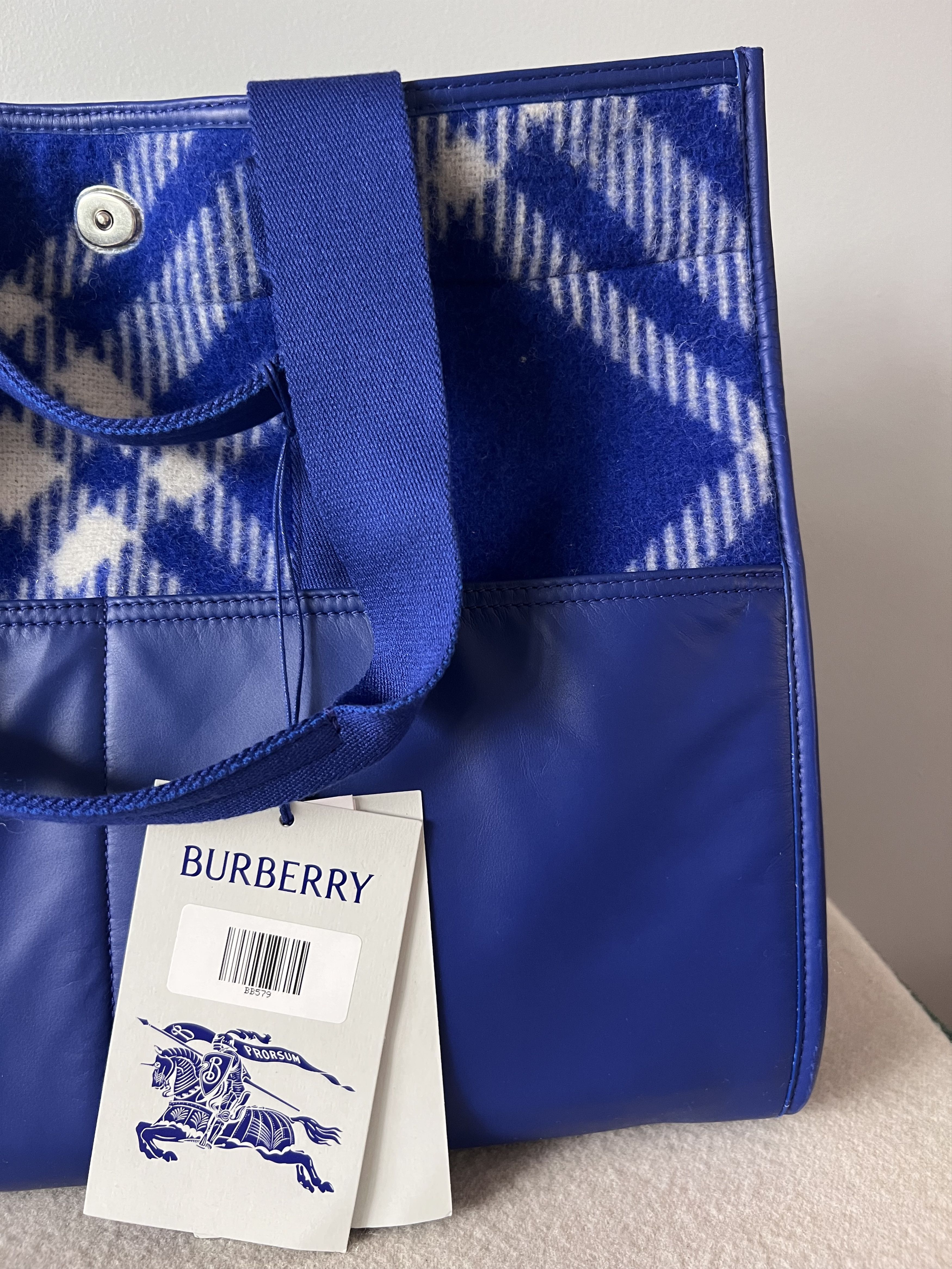Burberry Burberry XL Check Shopper Tote Bag in Blue Leather Wool Size ONE SIZE - 3 Thumbnail