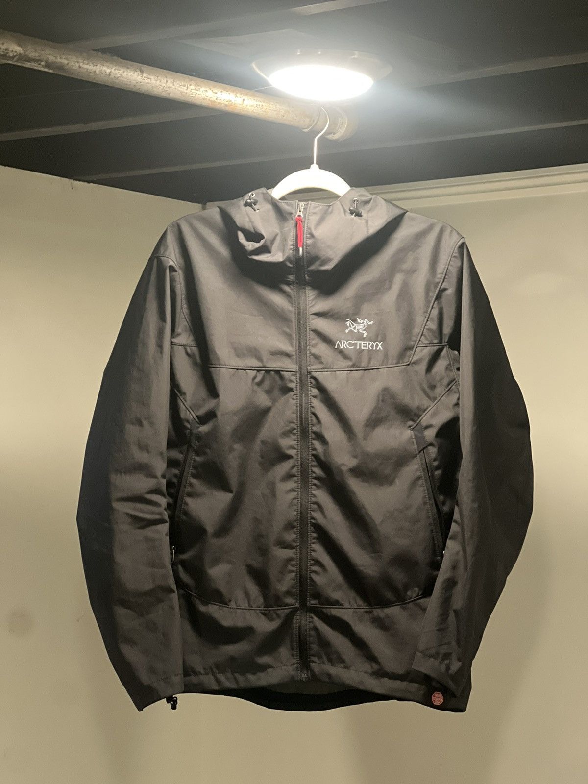 image of Arcteryx Raincoat/light Jacket in Black, Men's (Size Medium)
