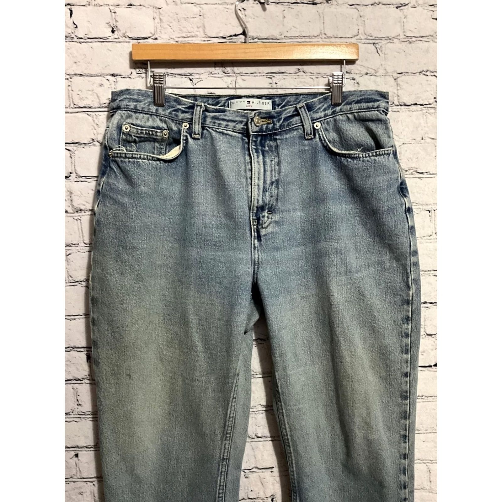 Tommy Hilfiger Tommy Hilfiger Jeans Men 33x31 Light Wash Denim Regular Cotton Denim Button Closure Classic Belt Five-Pocket Mens Jeans Size US 33 - 4 Thumbnail