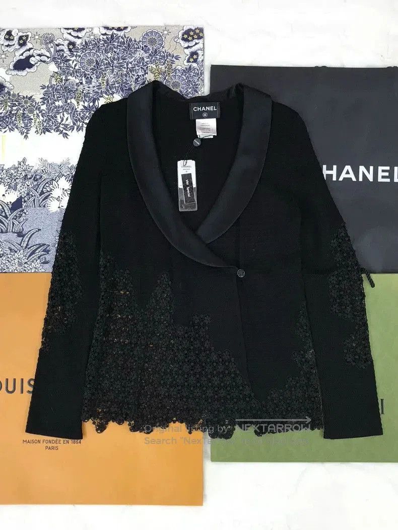 Chanel Chanel Black Hollow Lace Blazer. Size US M / EU 48-50 / 2 - 1 Thumbnail
