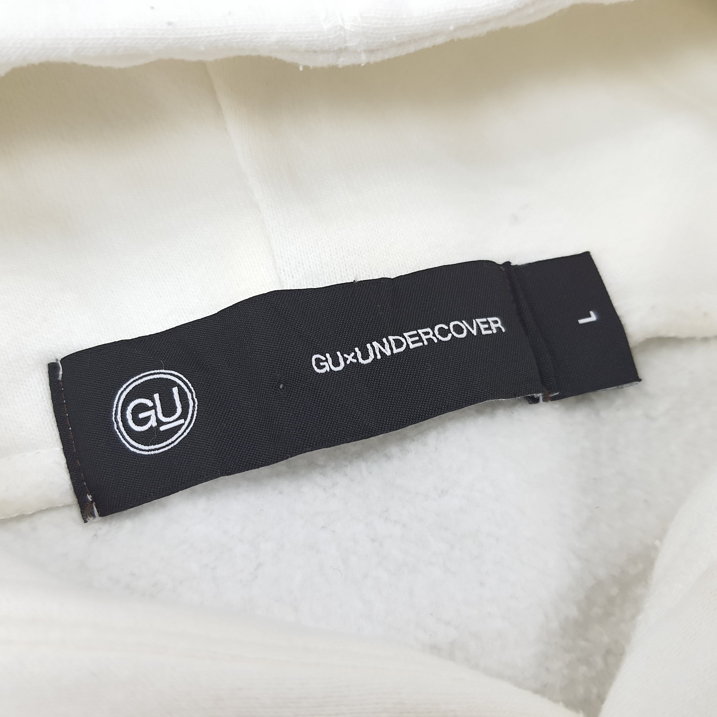 Japanese Brand × Undercover × Vintage Vintage GU x Undercover Japanese Brand Hoodie Sweatshirts Size US L / EU 52-54 / 3 - 7 Thumbnail
