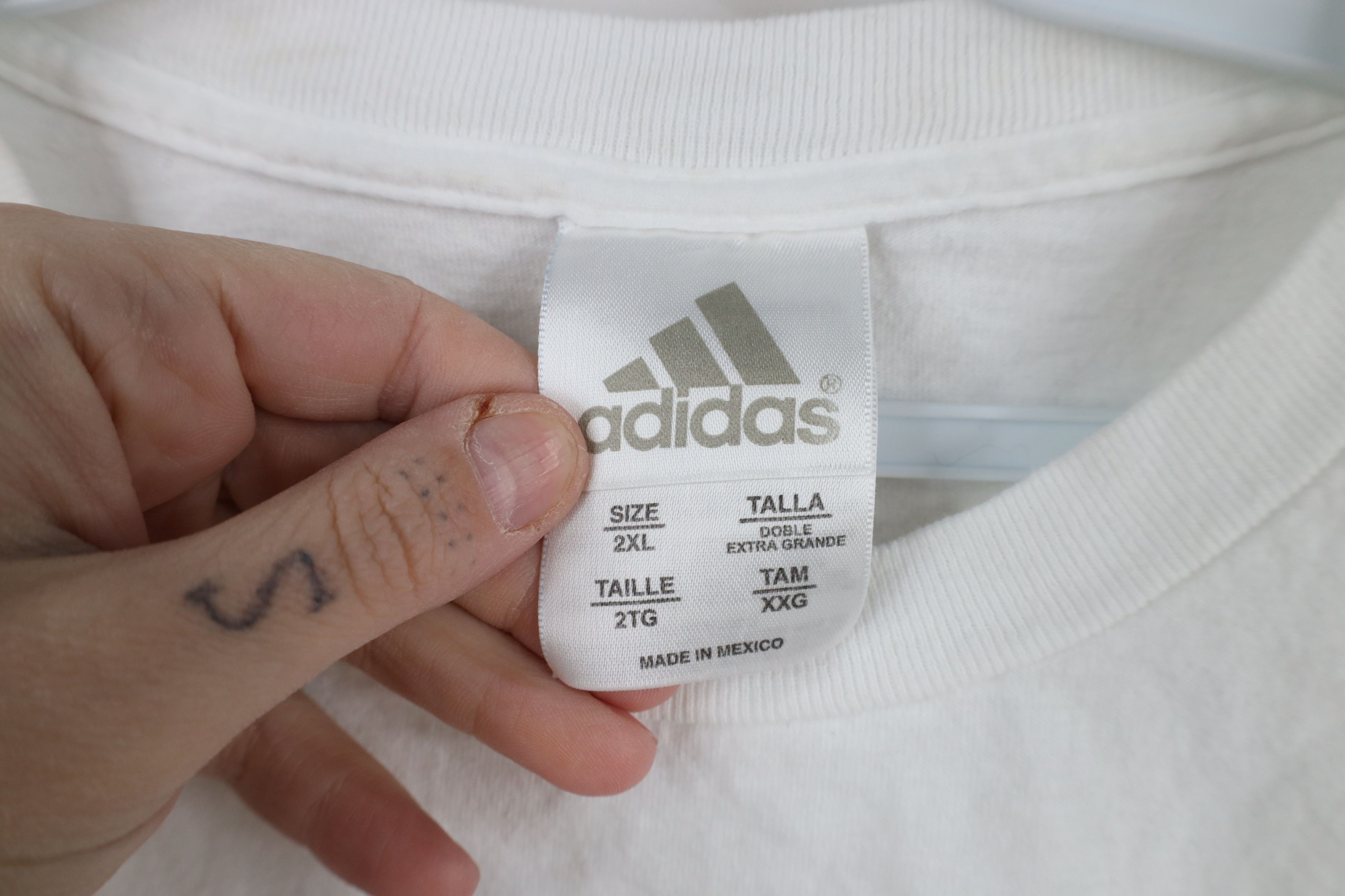Adidas × Vintage Vintage 90s Adidas Spell Big Logo Short Sleeve T-Shirt White Size US XXL / EU 58 / 5 - 7 Thumbnail