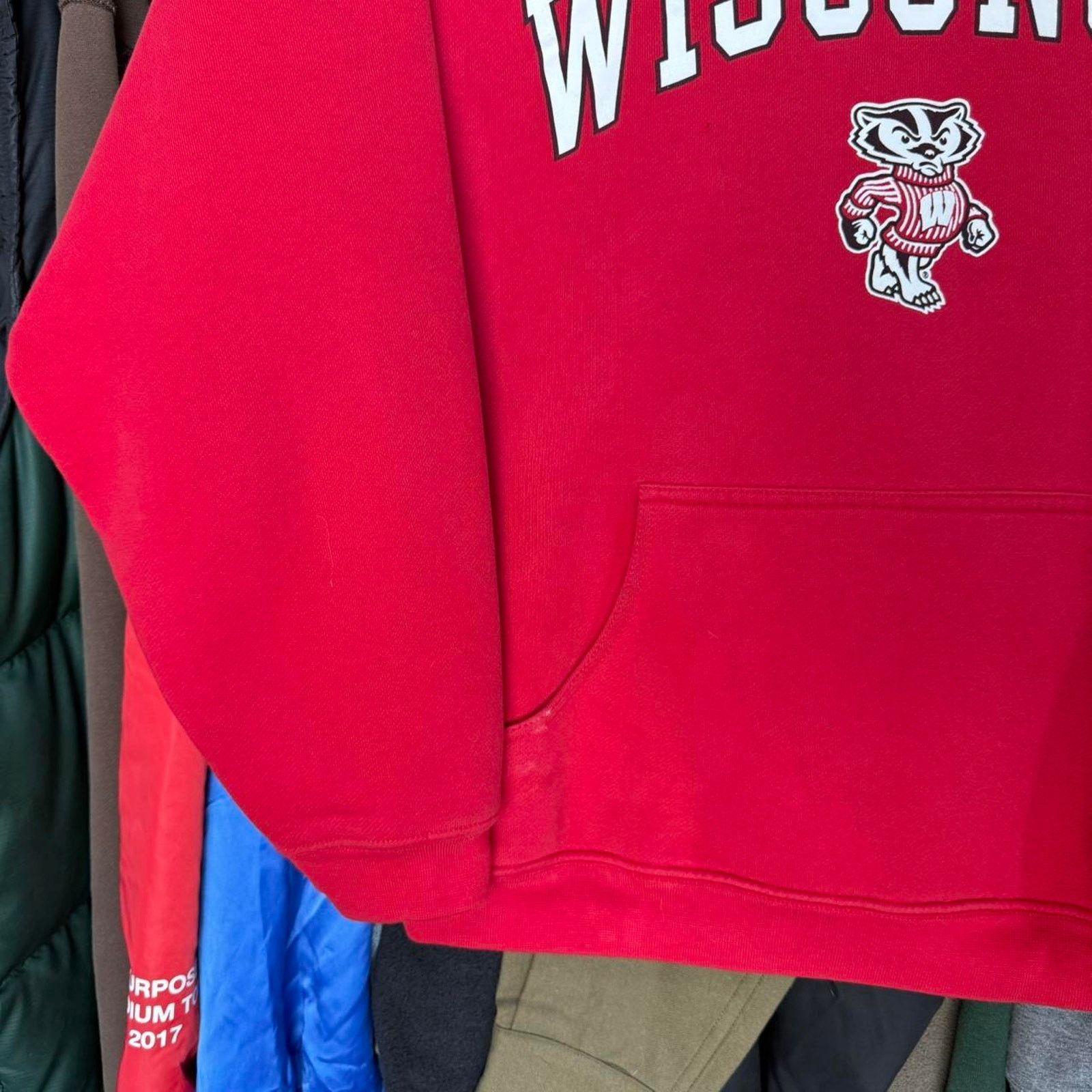 Other Vintage Wisconsin Badgers High Quality Soft Hoodie Size US S / EU 44-46 / 1 - 4 Thumbnail