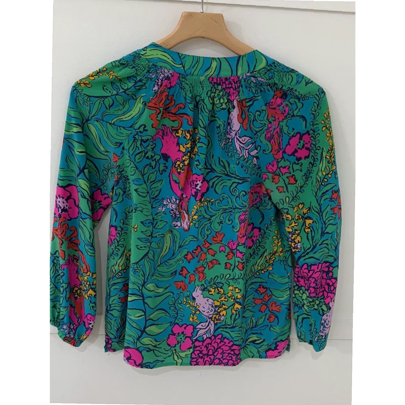 Lilly Pulitzer Lilly Pulitzer Women's XS Silk Blouse Multicolor Parrots Size XS / US 0-2 / IT 36-38 - 2 Thumbnail
