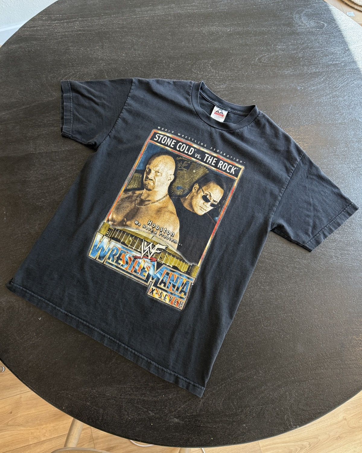 Vintage Vintage WWF Wrestlemania 17 Stone Cold Vs. The Rock 2001 Size US L / EU 52-54 / 3 - 1 Thumbnail