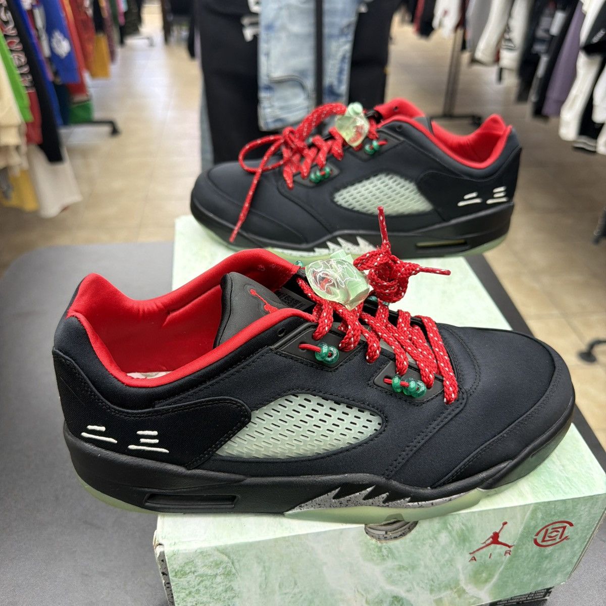 Jordan Brand Air Jordan 5 Retro Low SP Clot Black Jade Men's Size 10 Size US 10 / EU 43 - 5 Thumbnail