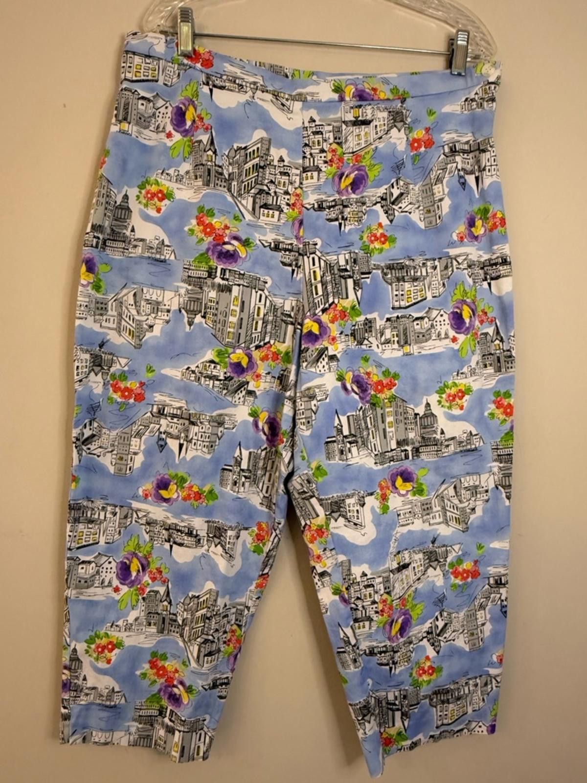 Other Briggs colorful boho floral city scene cropped pants SZ 18W Size 40" / US 18 - 4 Thumbnail