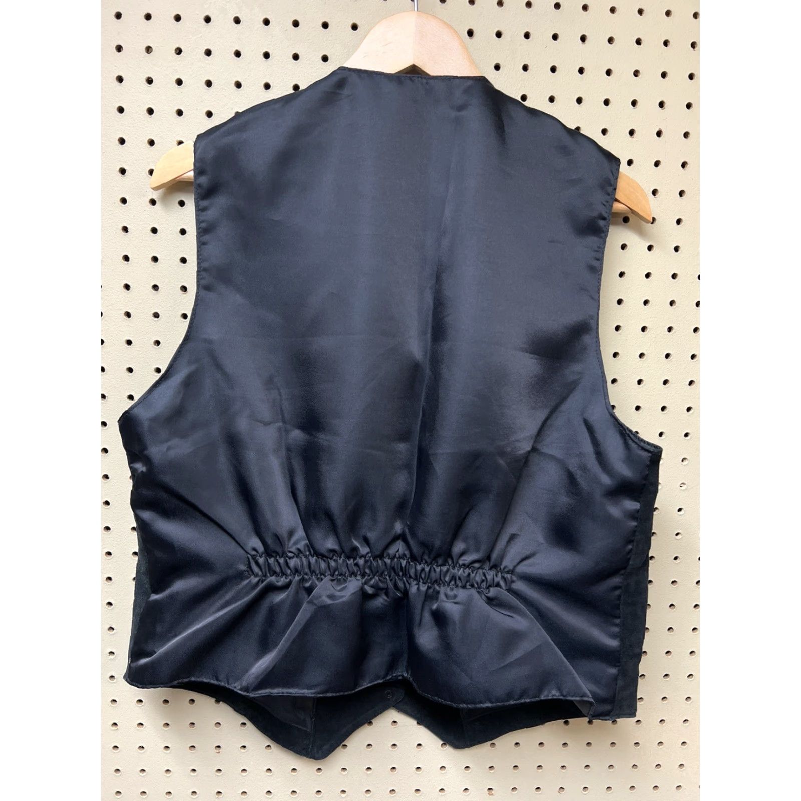 Vintage VINTAGE Western Vest Leather Satin Black XL Women Snap Western Vest Womens XL Black Satin Leather Snap Vintage Size XL / US 12-14 / IT 48-50 - 2 Thumbnail