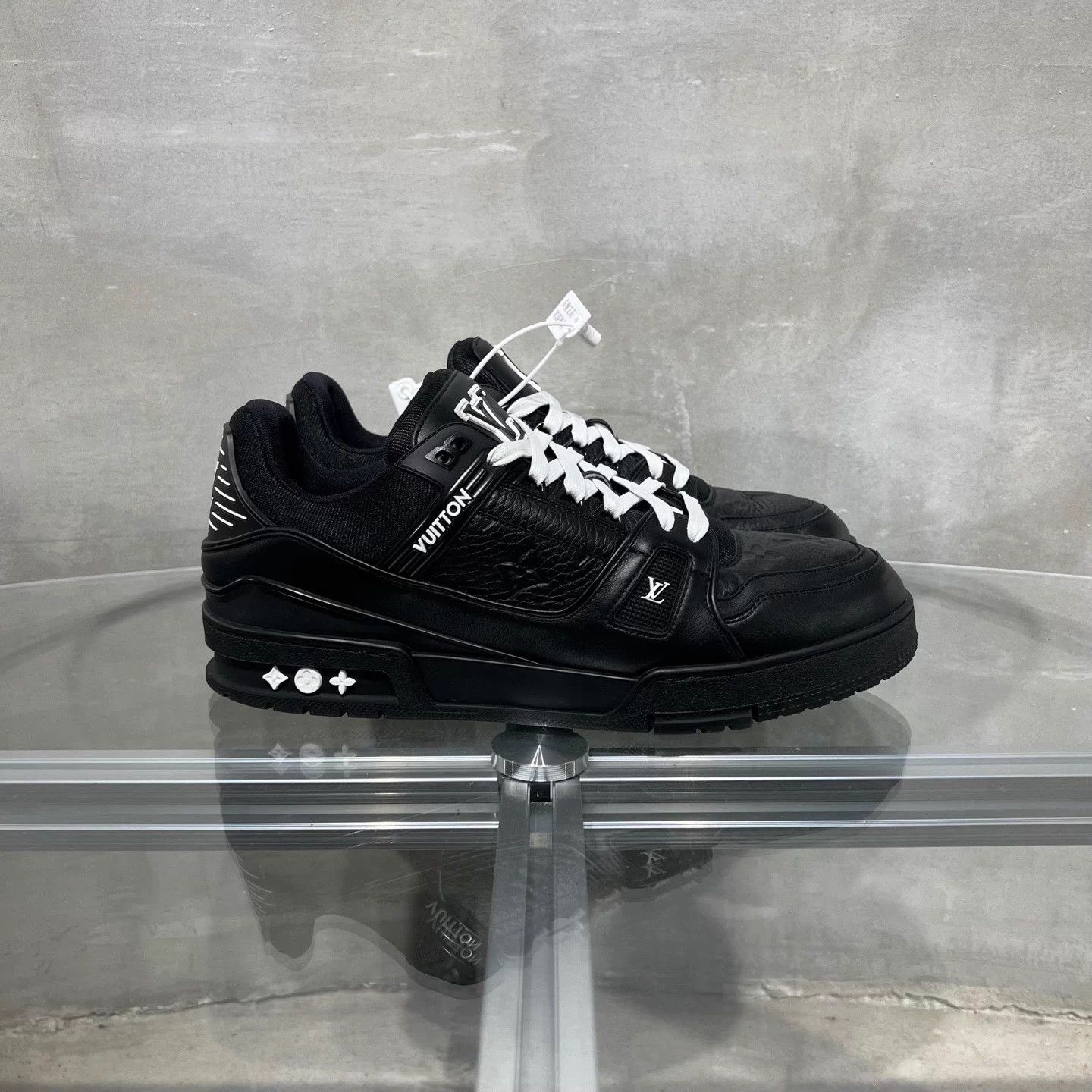 Louis Vuitton LV Trainer Black UK9 43 Size US 10 / EU 43 - 4 Thumbnail