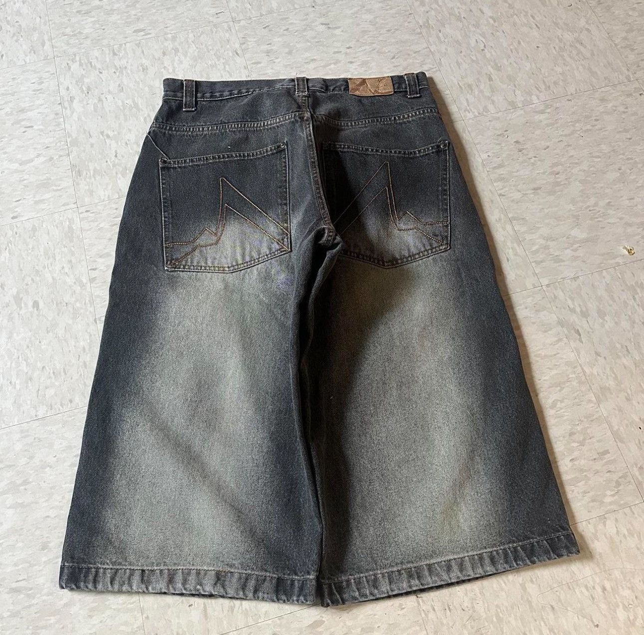 Other Northpeak baggy skater jorts Size US 34 / EU 50 - 4 Thumbnail