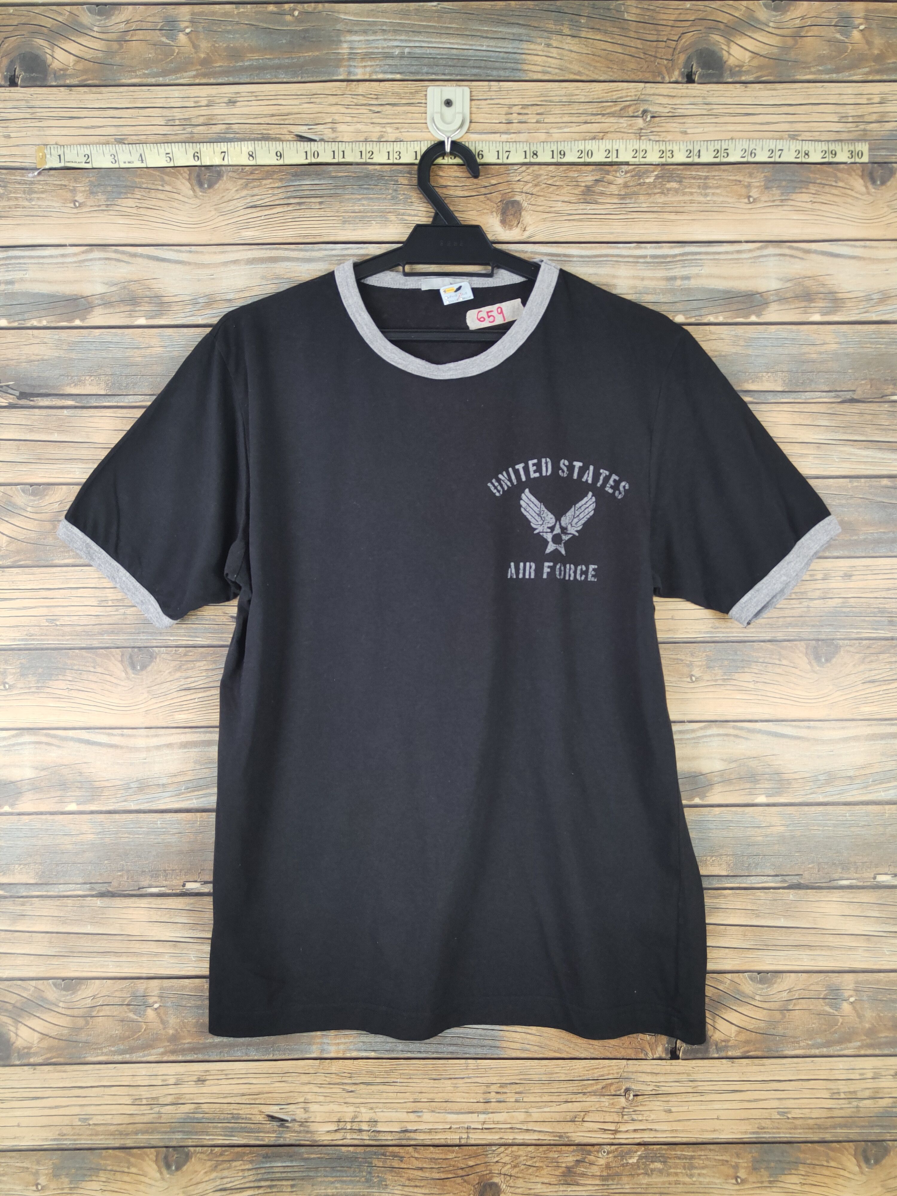 Vintage DL United State Airforce Black Short Sleeve T-shirts #659 Size US M / EU 48-50 / 2 - 1 Thumbnail