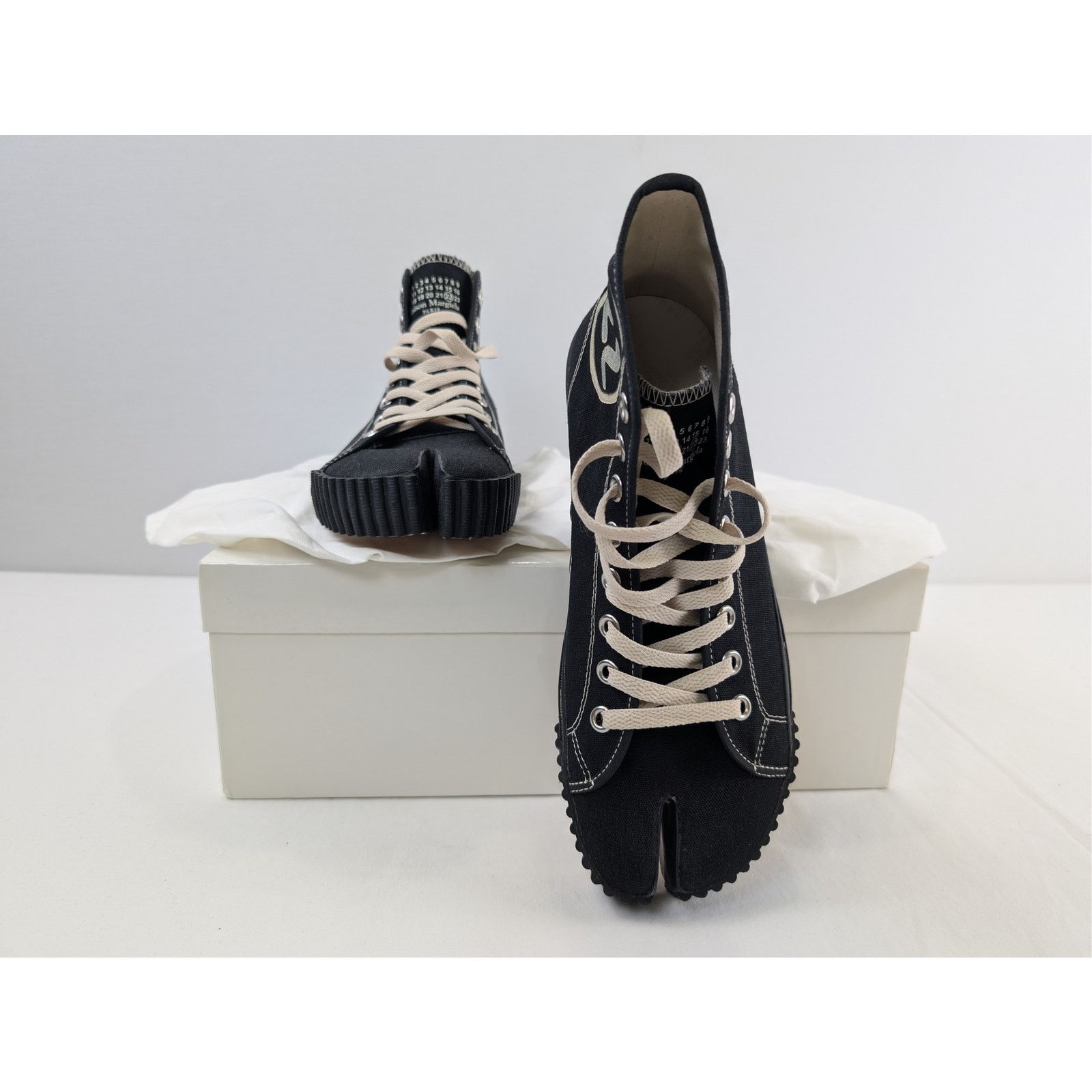 Maison Margiela o1rshd1 Tabi High Top Sneakers in Black/Beige 42.5 Size US 9.5 / EU 42-43 - 18 Thumbnail