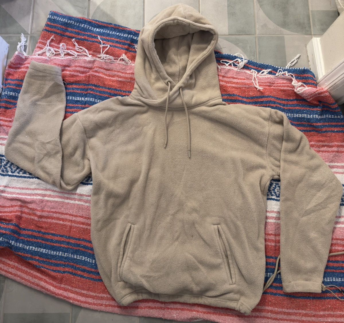 Columbia × Kith Kith x Columbia Fleece Hoodie Beige XL | Grailed