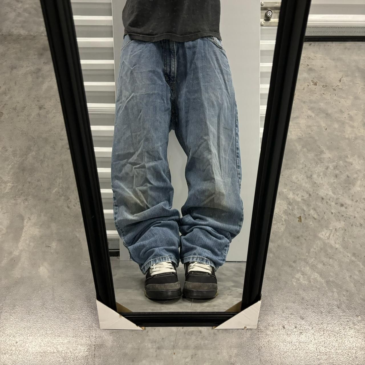 Levi's × Vintage Crazy Vintage Y2K/2000s Grunge Levi’s Medium Wash Denim Jeans! Size US 36 / EU 52 - 1 Thumbnail