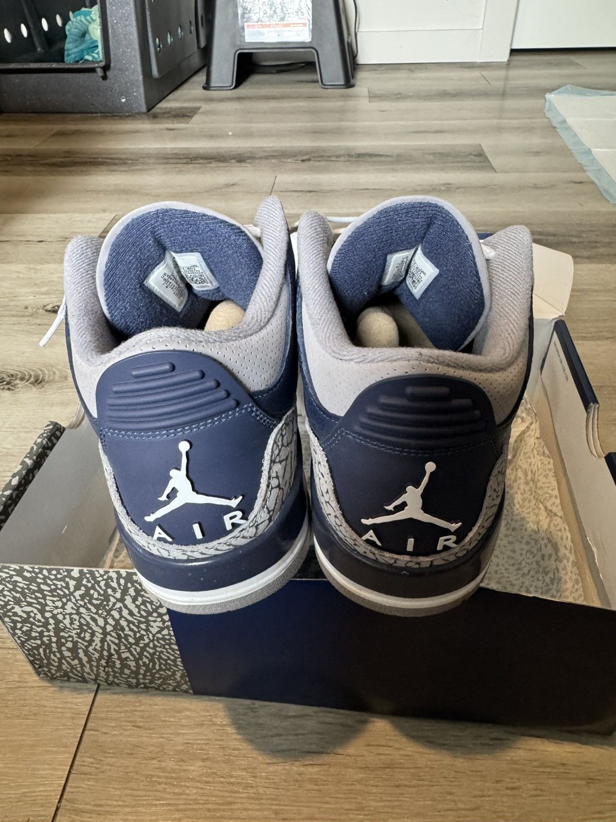 Jordan Brand Jordan 3 Georgetown Size US 9.5 / EU 42-43 - 2 Thumbnail