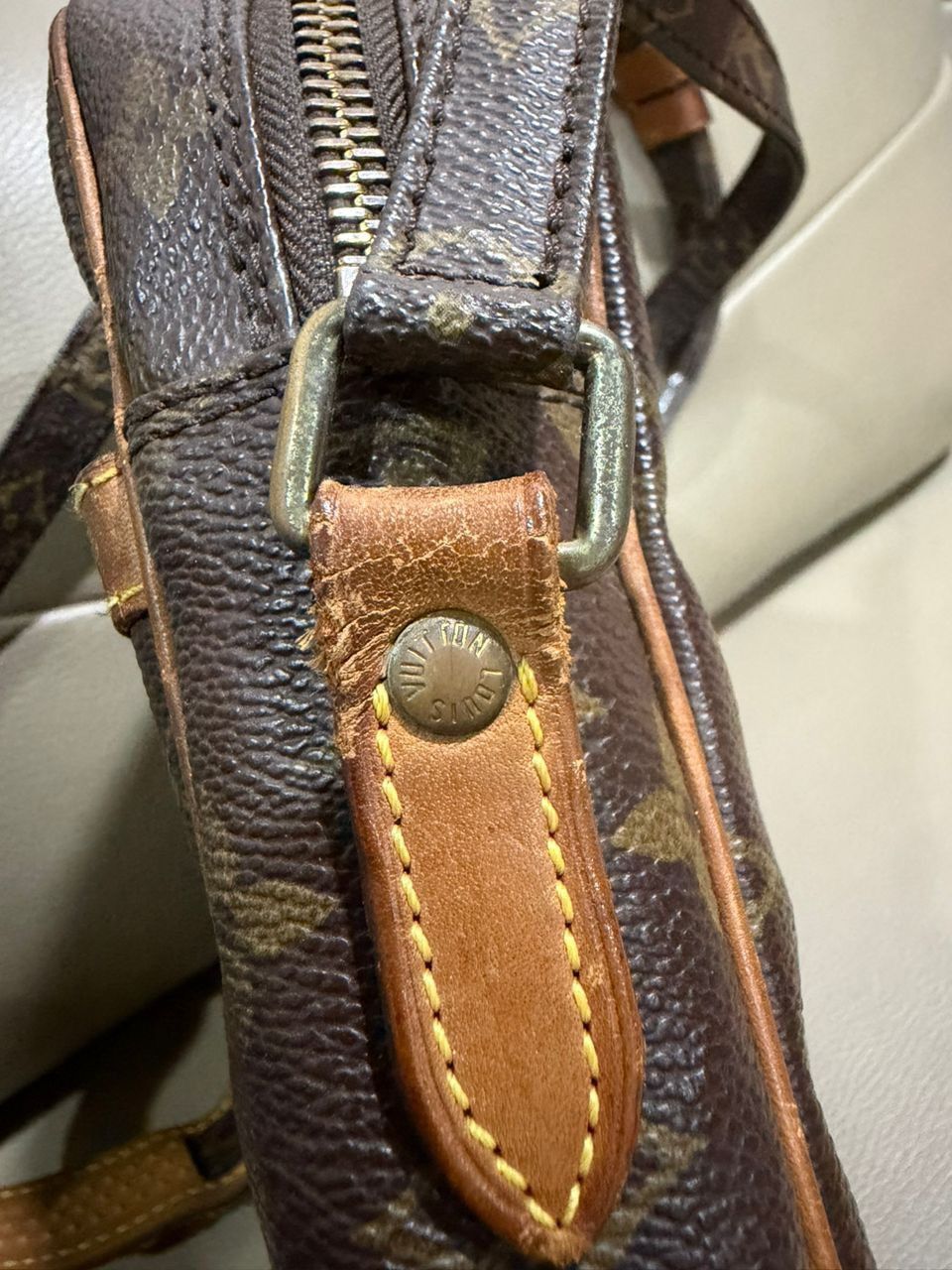 Louis Vuitton Authentic LOUIS VUITTON danube Shoulder bag Size ONE SIZE - 6 Thumbnail