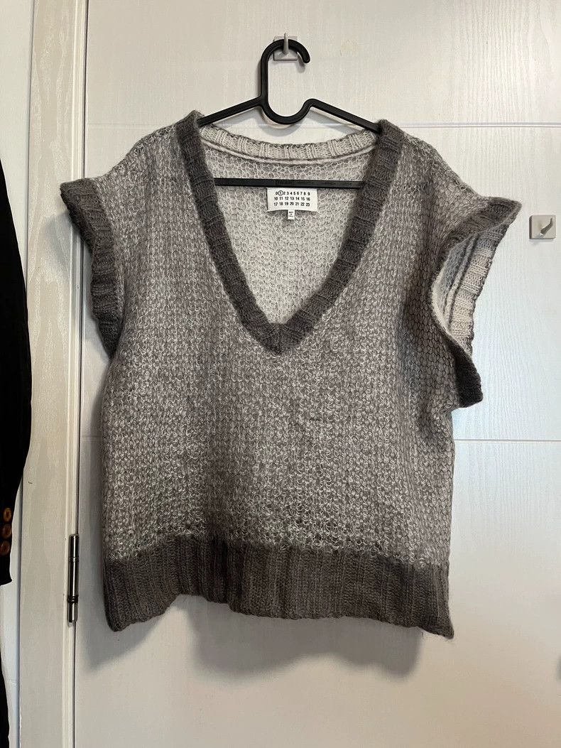 Maison Margiela Maison Margiela Sweater vest 2502-Nextarrow Size M / US 6-8 / IT 42-44 - 1 Thumbnail