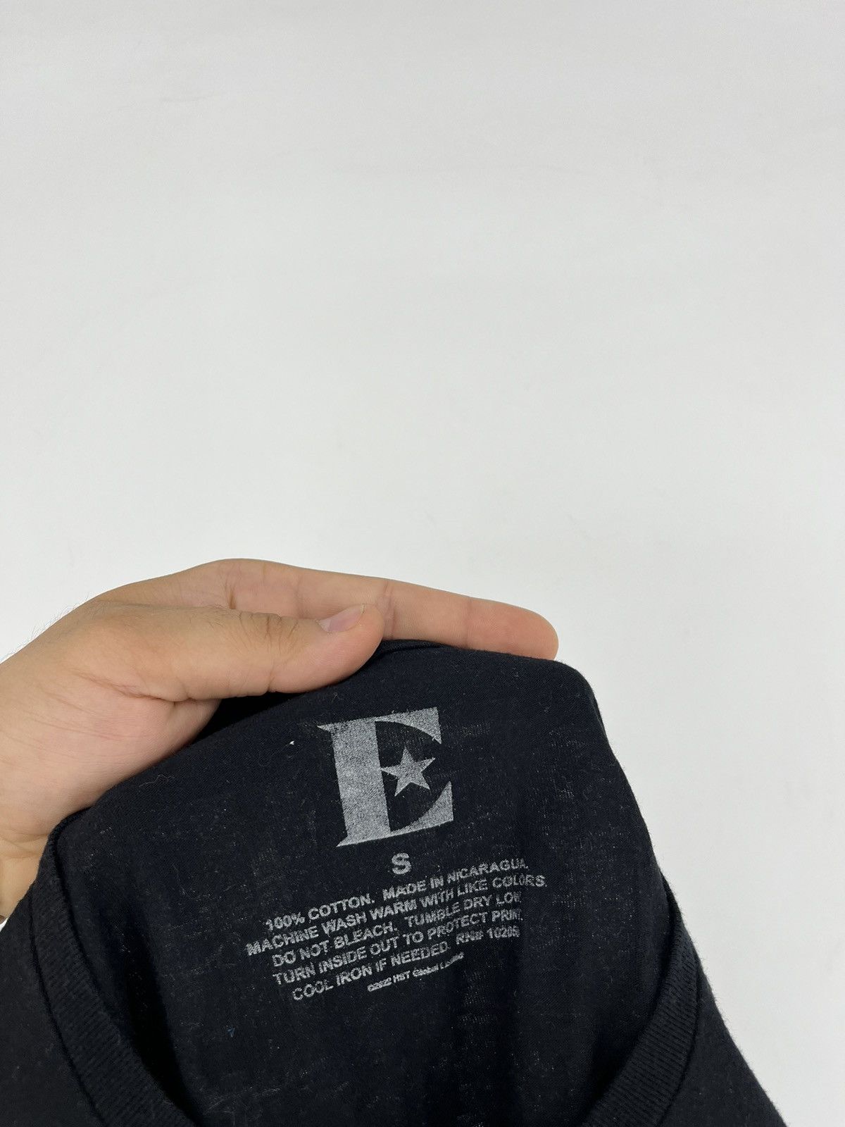 Band Tees Vintage Elton John Rocket Man Promo T-shirt Size S Size US S / EU 44-46 / 1 - 10 Thumbnail