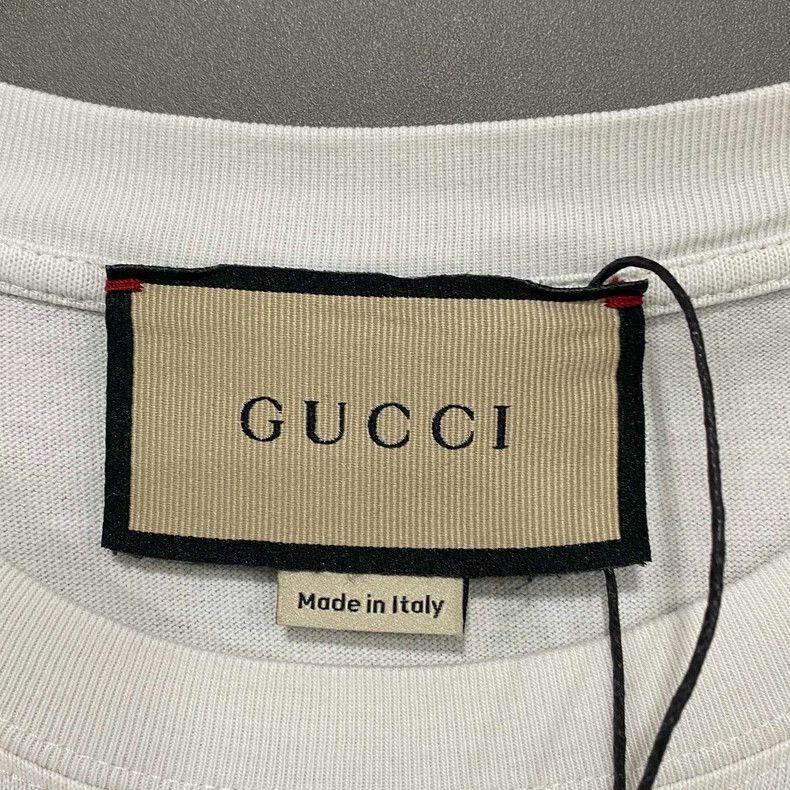 Gucci Gucci New embroidered logo short sleeves Size US M / EU 48-50 / 2 - 4 Thumbnail