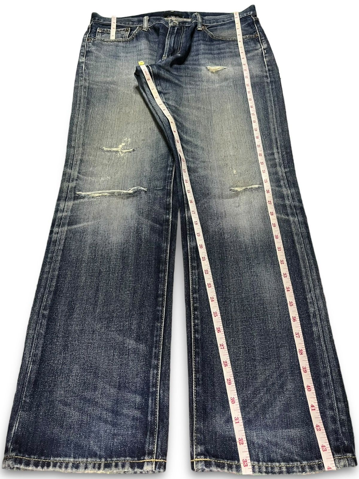 Japanese Brand × Uniqlo Vintage Japanese Uniqlo Blue Wash Distressed Baggy Jeans Size US 37 - 12 Thumbnail
