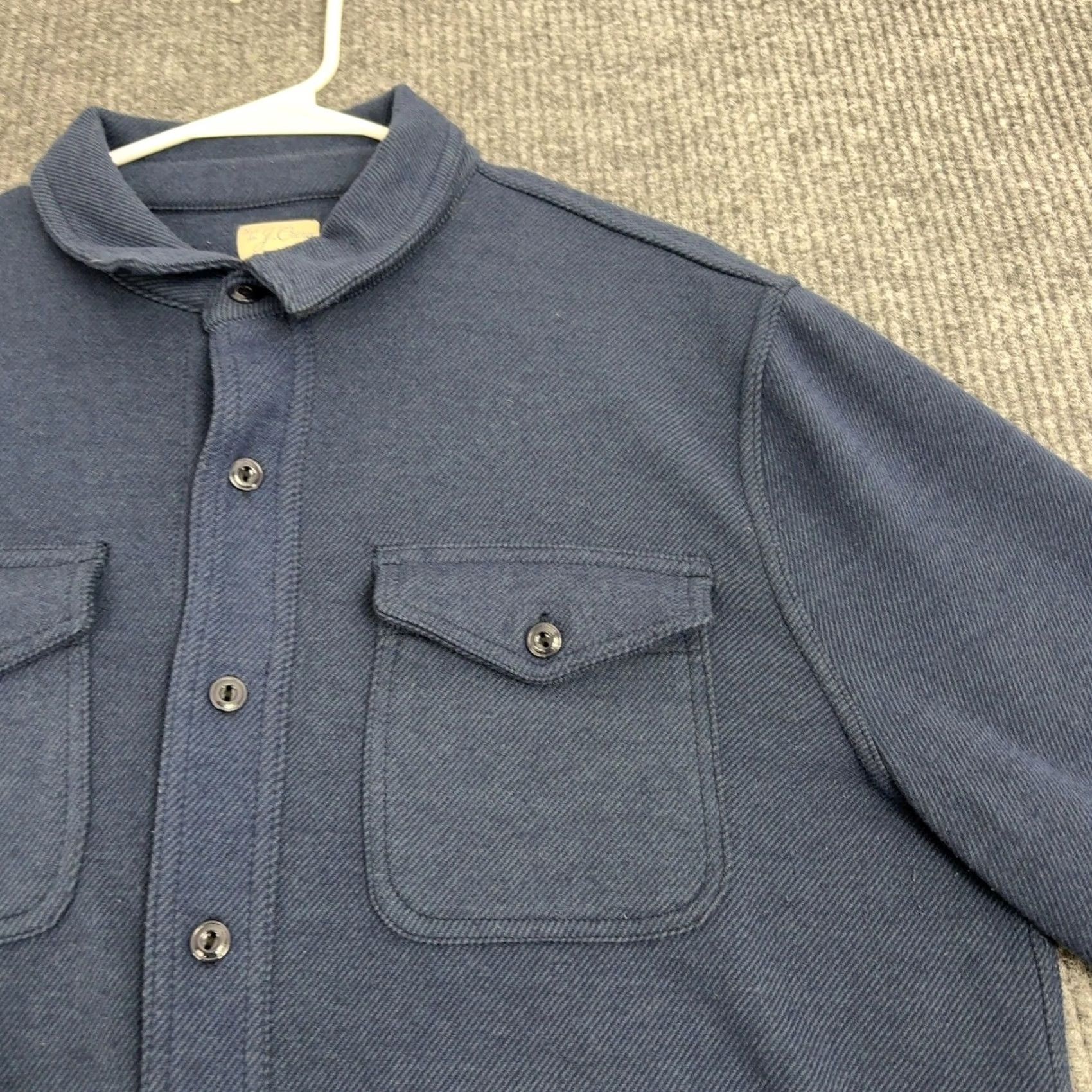 J.Crew J.CREW Button Up Mens L Blue Knit Polyester Blend Workwear Casual 2 Pocket Long Sleeve Collared Regular Fit Shirts Mens Size US L / EU 52-54 / 3 - 2 Thumbnail