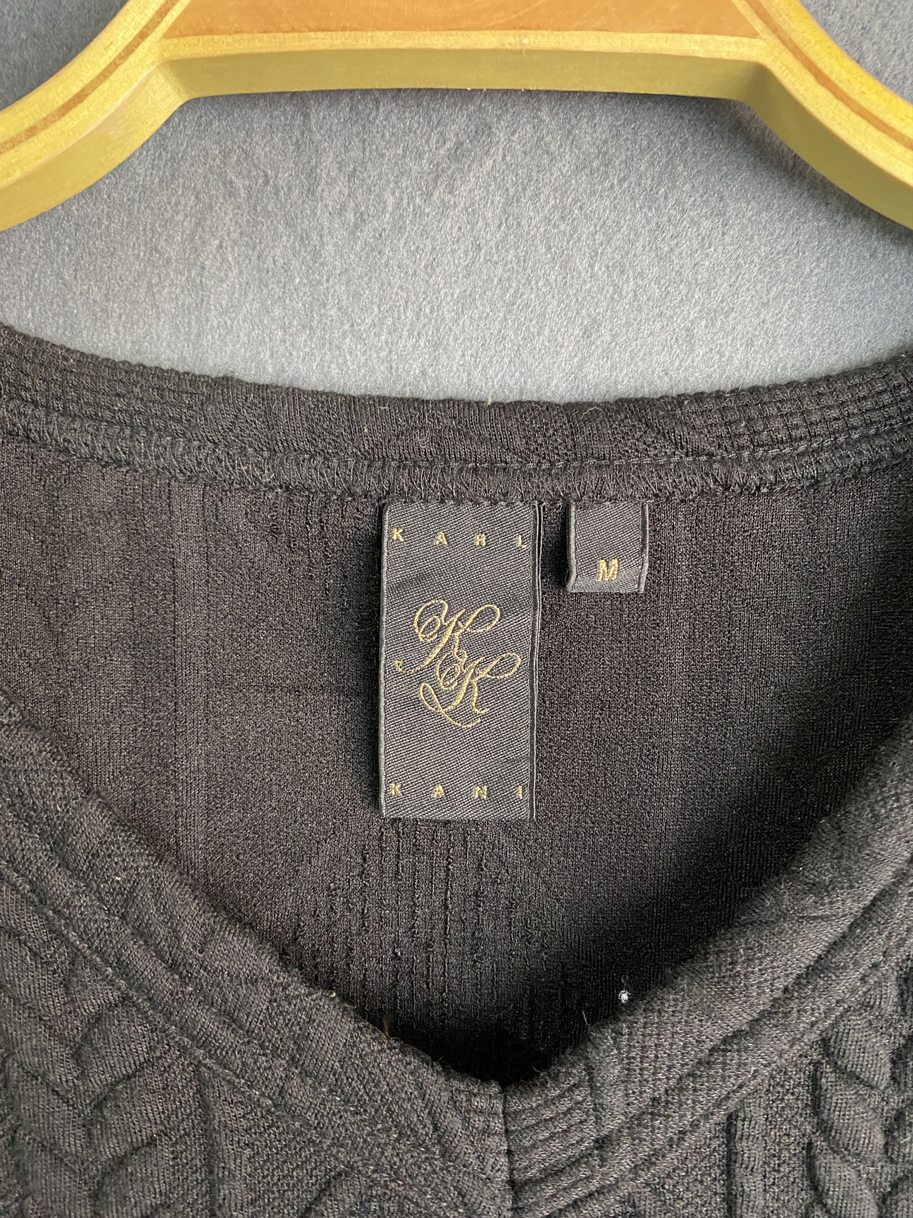 Karl Kani Karl Kani Textured V Neck Tshirts Size US M / EU 48-50 / 2 - 8 Thumbnail
