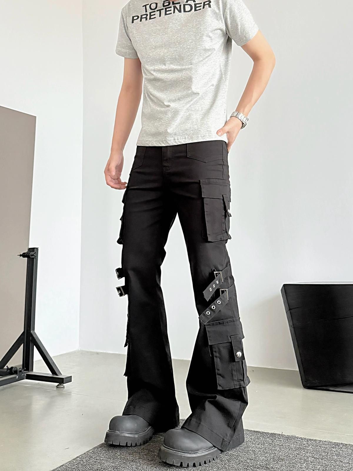 パンツ KRAFT WORK / BK FLARED CARGO / BLACK 即日発送KRAFT WORK / BK FLARED CARGO / BLACK - メルカリ