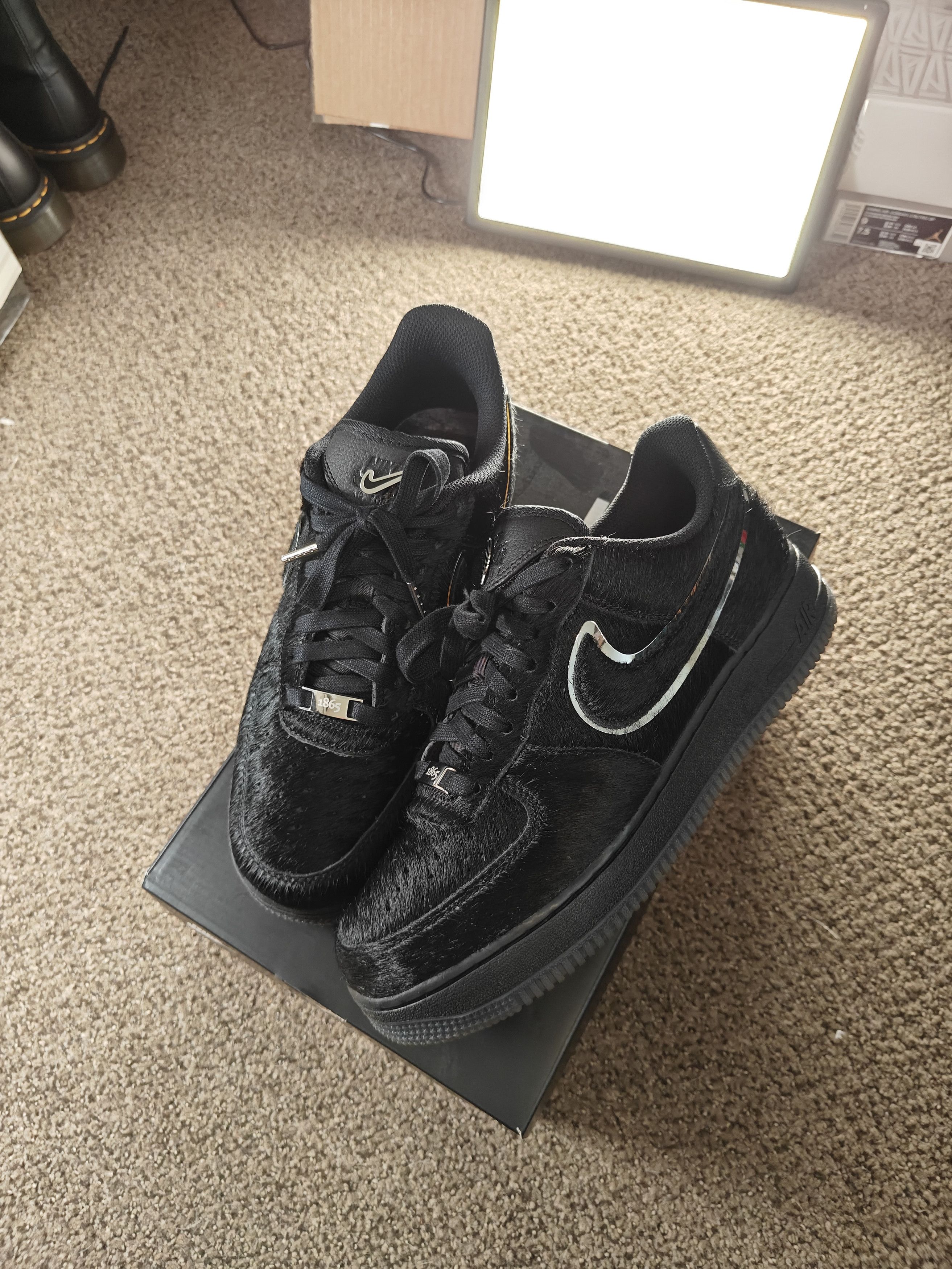 Nike Nike Air Force One vuu yard runners 7.5M worn once Size US 7.5 / EU 40-41 - 1 Thumbnail