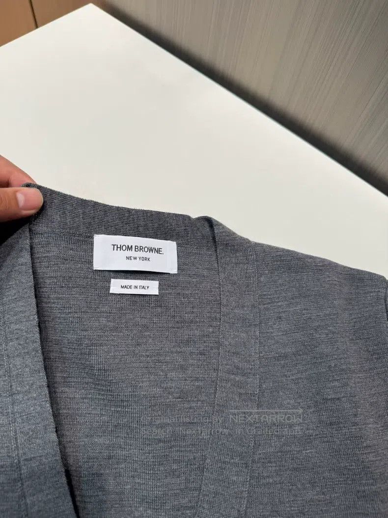 Thom Browne Thom Browne Single Panel Long Sleeve Sweater Size US L / EU 52-54 / 3 - 3 Thumbnail