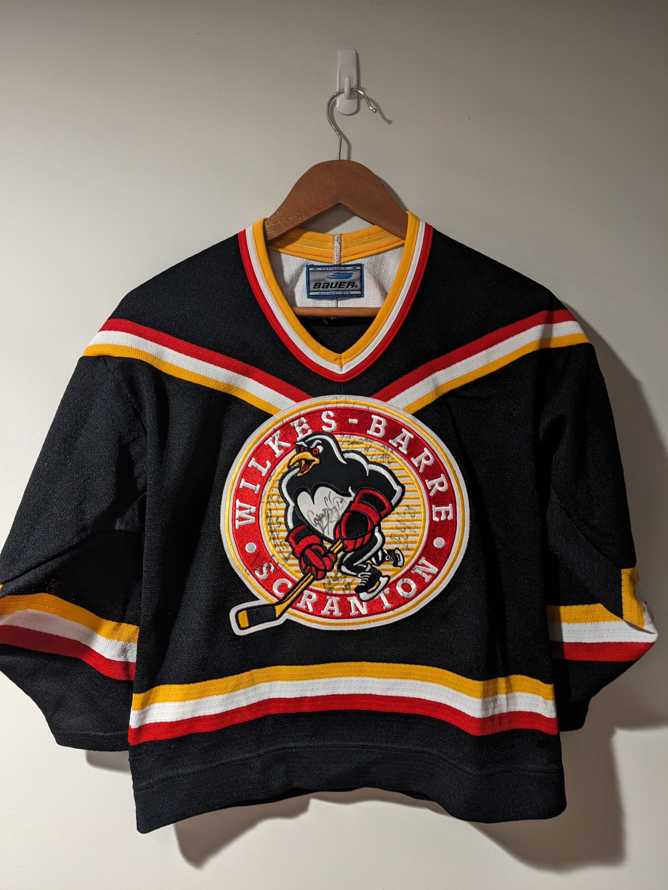 NHL × Vintage Vintage 90s Wilkes-Barre Penguins YOUTH Hockey Jersey Size US L / EU 52-54 / 3 - 1 Thumbnail