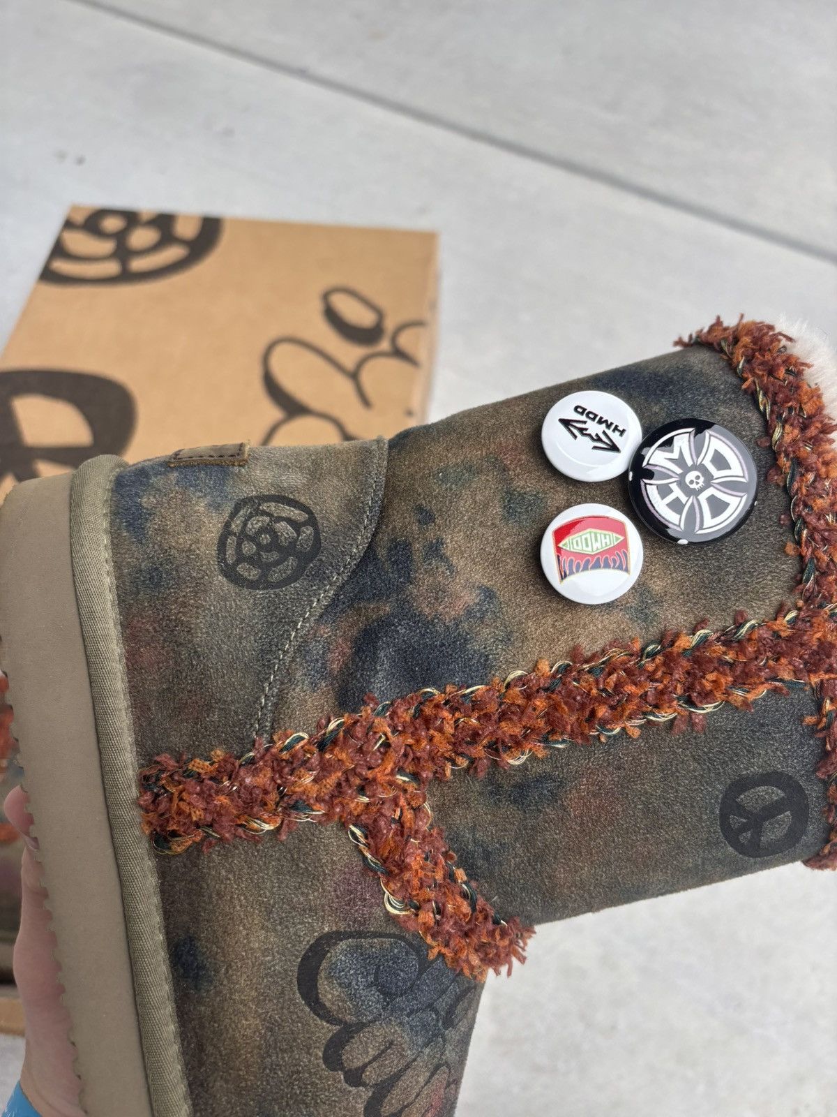 HMDD “Chanel” hmdd ugg boots with box barley worn Size US 9 / EU 42 - 13 Thumbnail