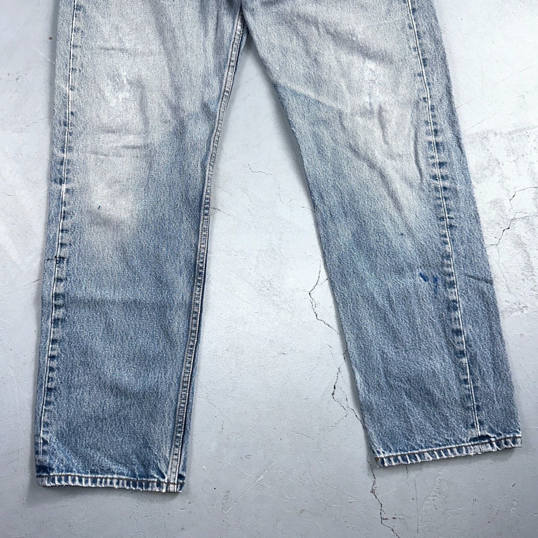 Levi's Levi's 501 Jeans Vintage 90s Straight Blue Light Wash 36x34 Regular Mens jeans Y2K Comfort 501 Series Size US 36 / EU 52 - 3 Thumbnail