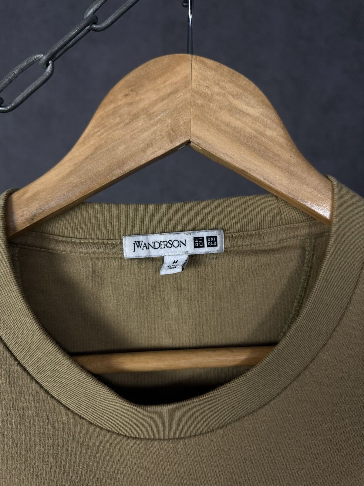 JW Anderson × Uniqlo JW Anderson x Uniqlo designer center logo tee Size US M / EU 48-50 / 2 - 3 Thumbnail