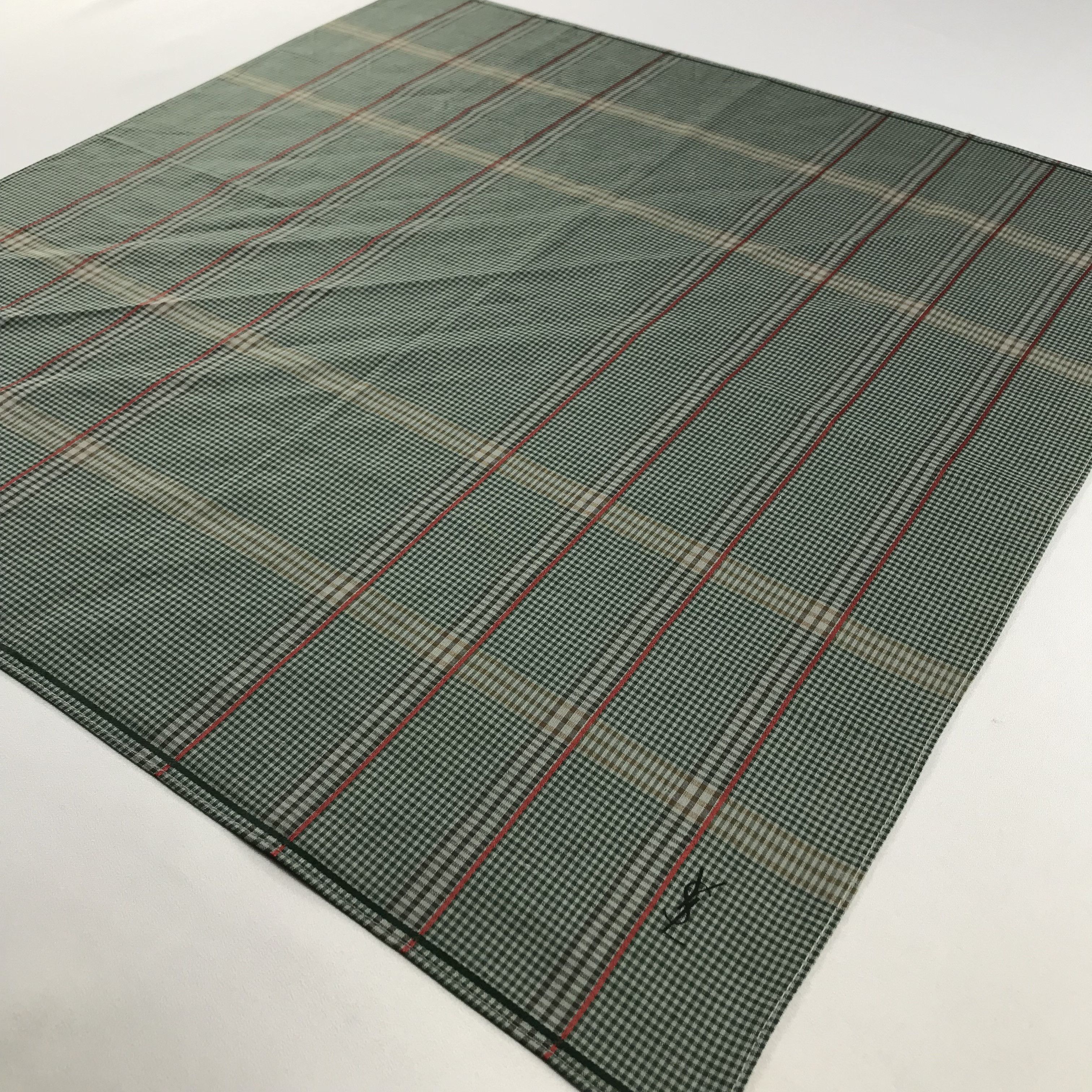 Yves Saint Laurent Yves Saint Laurent Handkerchief / Bandana / Neckerchief C553 Size ONE SIZE - 4 Thumbnail