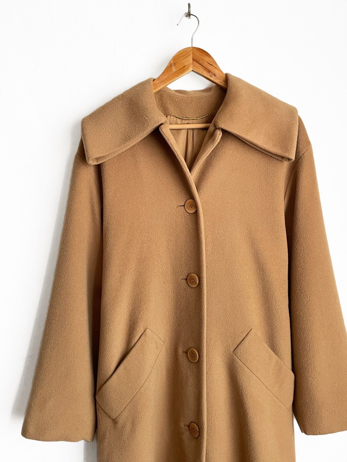 Celine Vintage Celine Paris Camel Wool Coat Single Breasted Iconic Size XL / US 12-14 / IT 48-50 - 2 Thumbnail