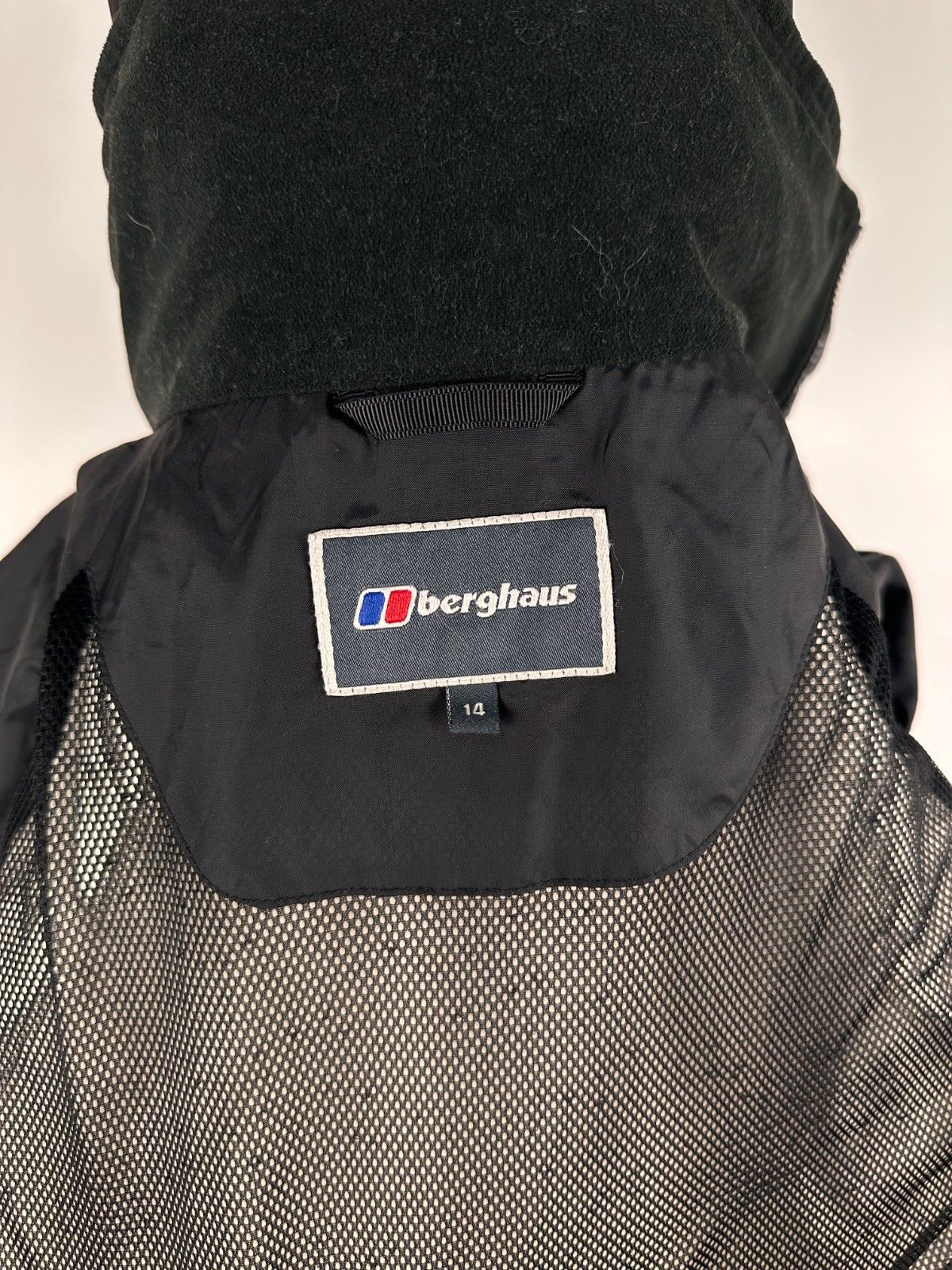 Berghaus Berghaus Rain Coat Aquafoil Microlight Hooded Jacket Size 14 Size L / US 10 / IT 46 - 11 Thumbnail